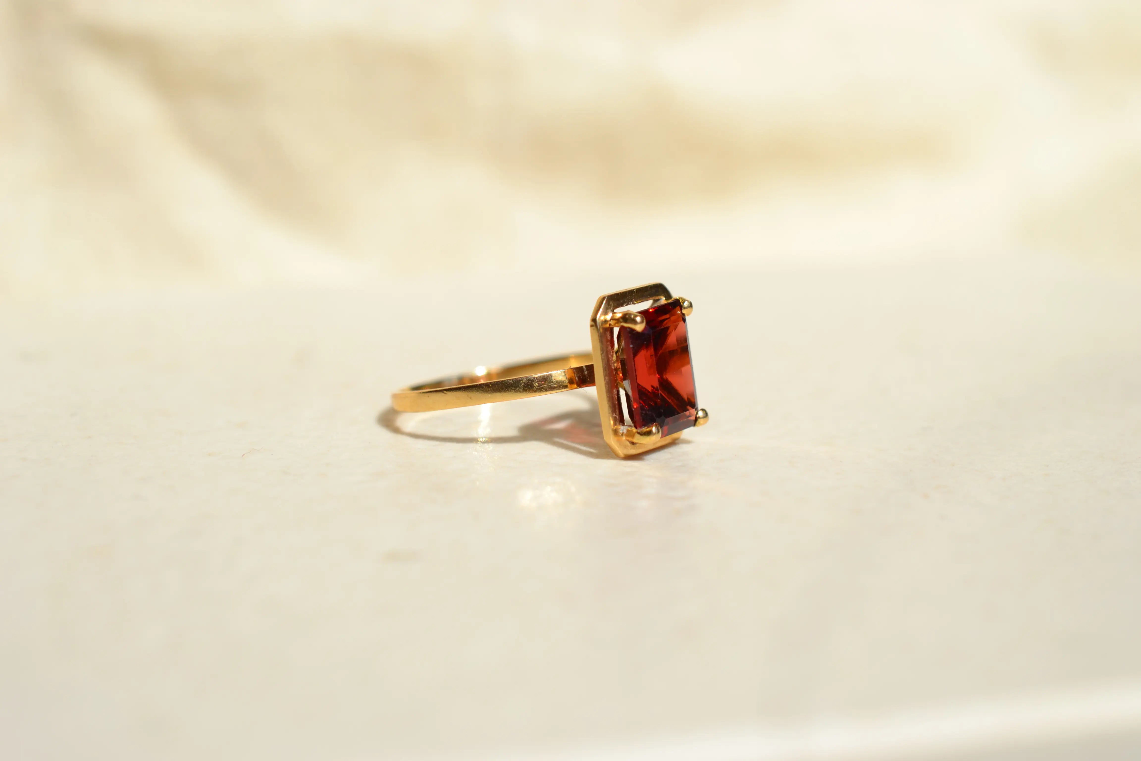 Bague Grenat taille emeraude