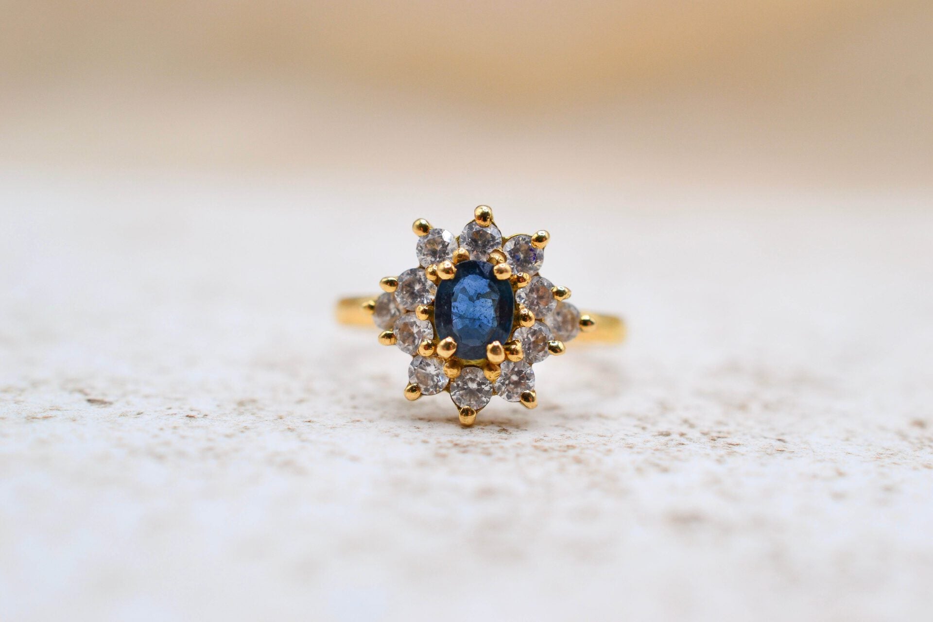 Bague Marguerite Saphir Oxyde