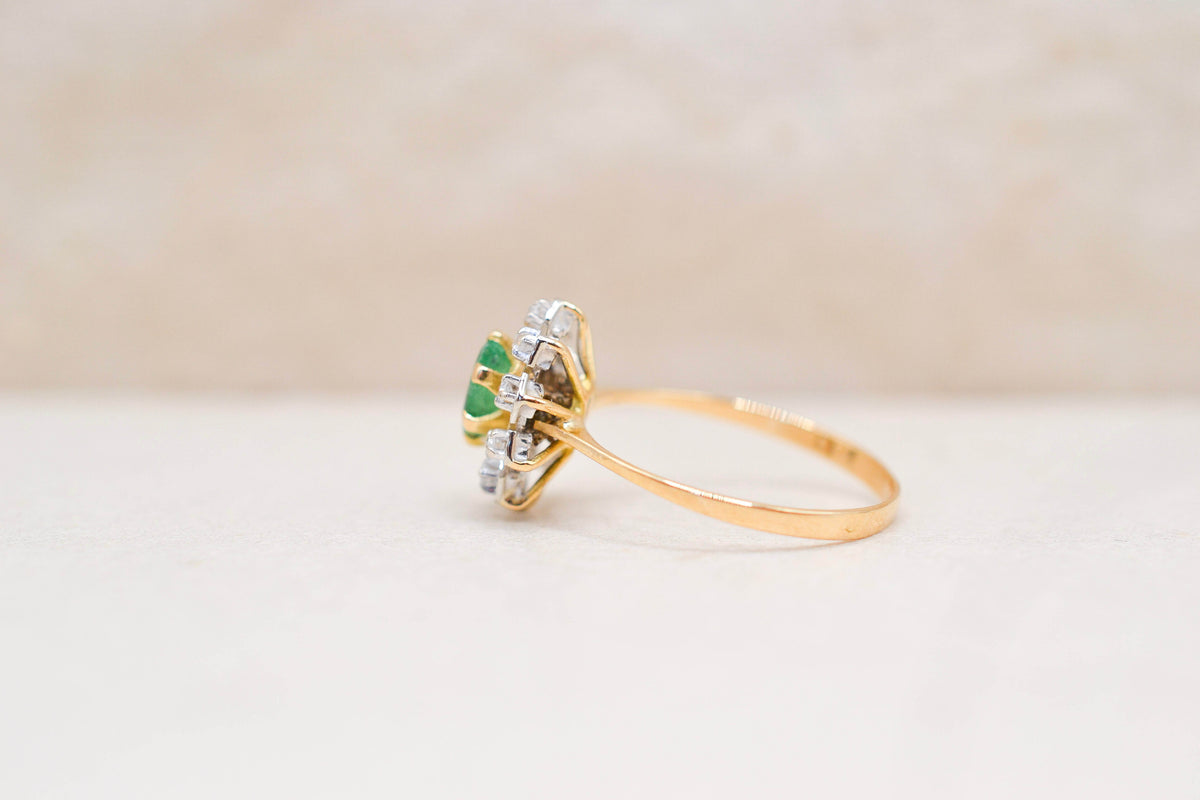 Marguerite Emeraude & 10 Diamants