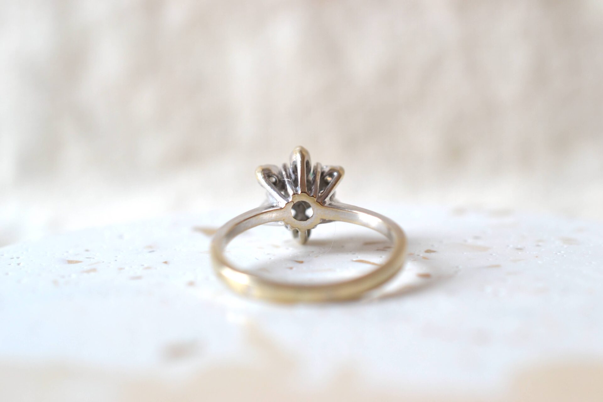 Marguerite Émeraude Diamants