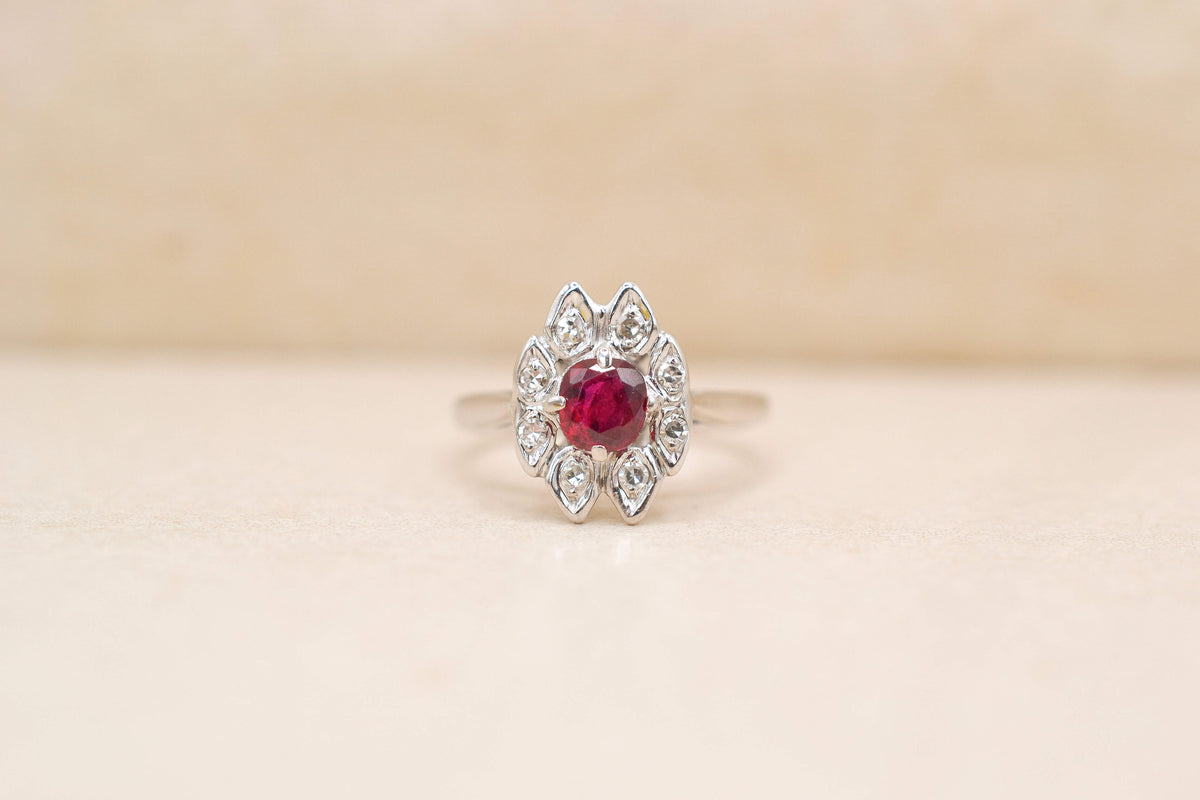 Bague Marguerite navette Rubis Diamants