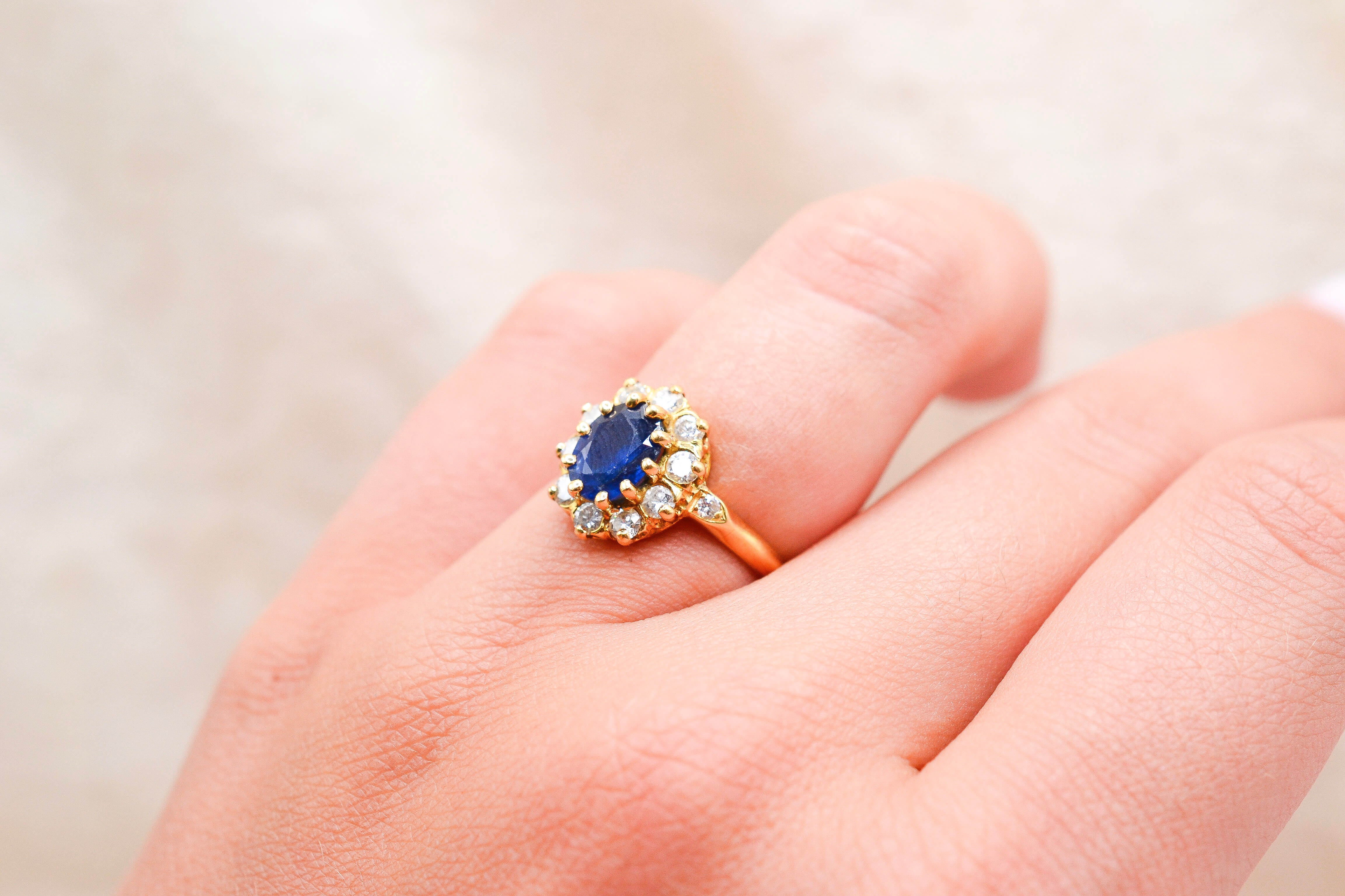 Bague Pompadour Saphir Diamants