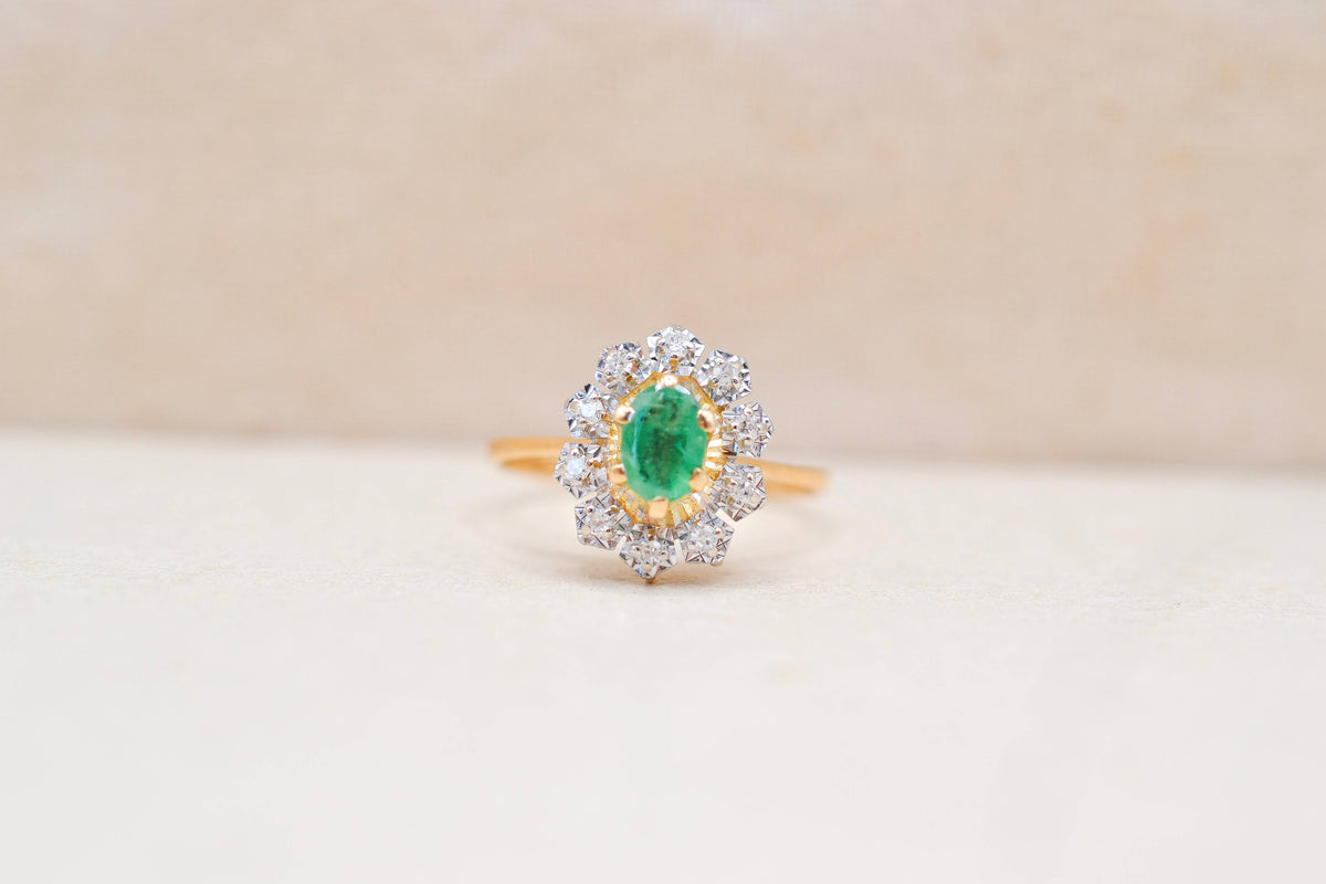 Marguerite Emeraude & 10 Diamants