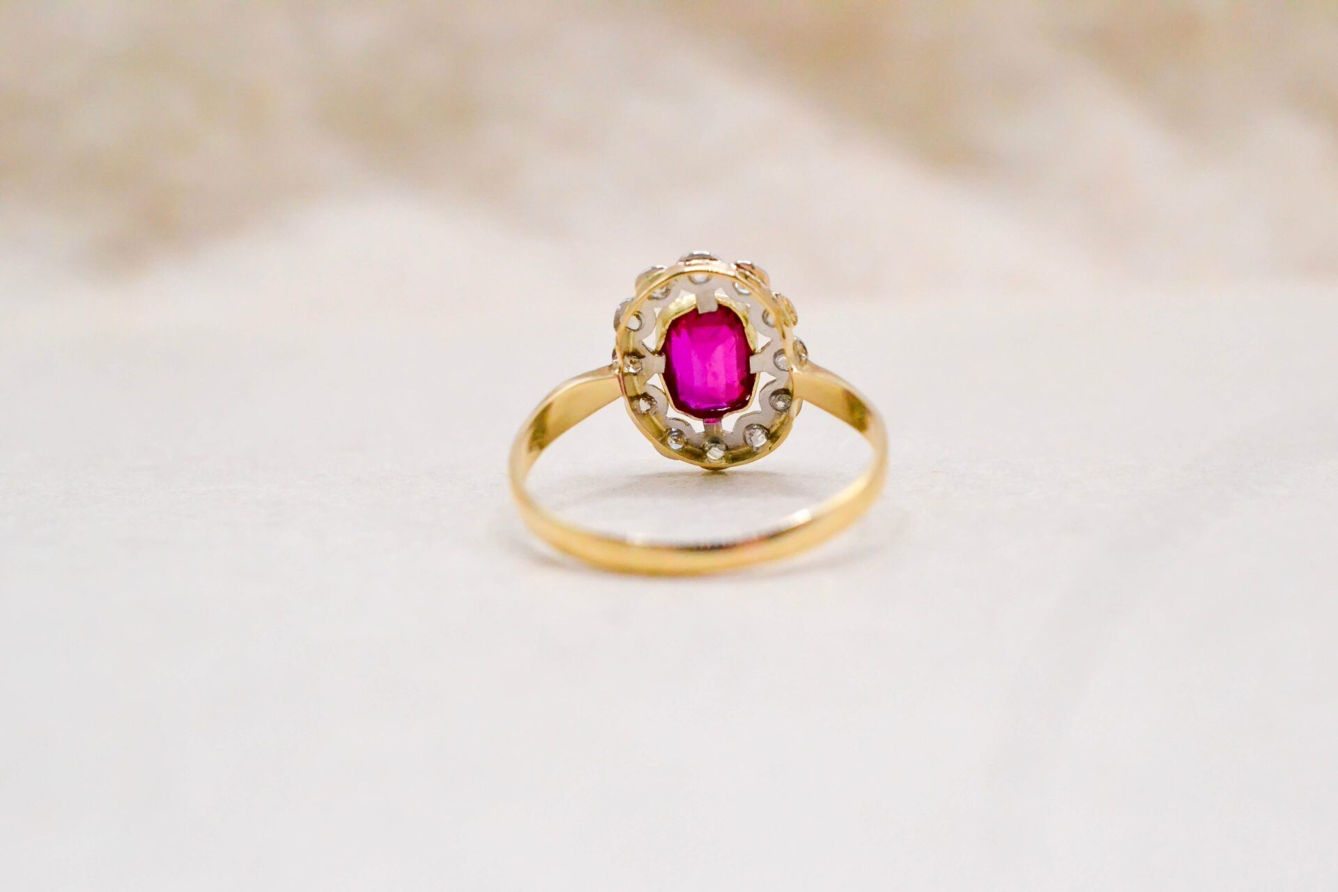 Bague fleur Pierre rose