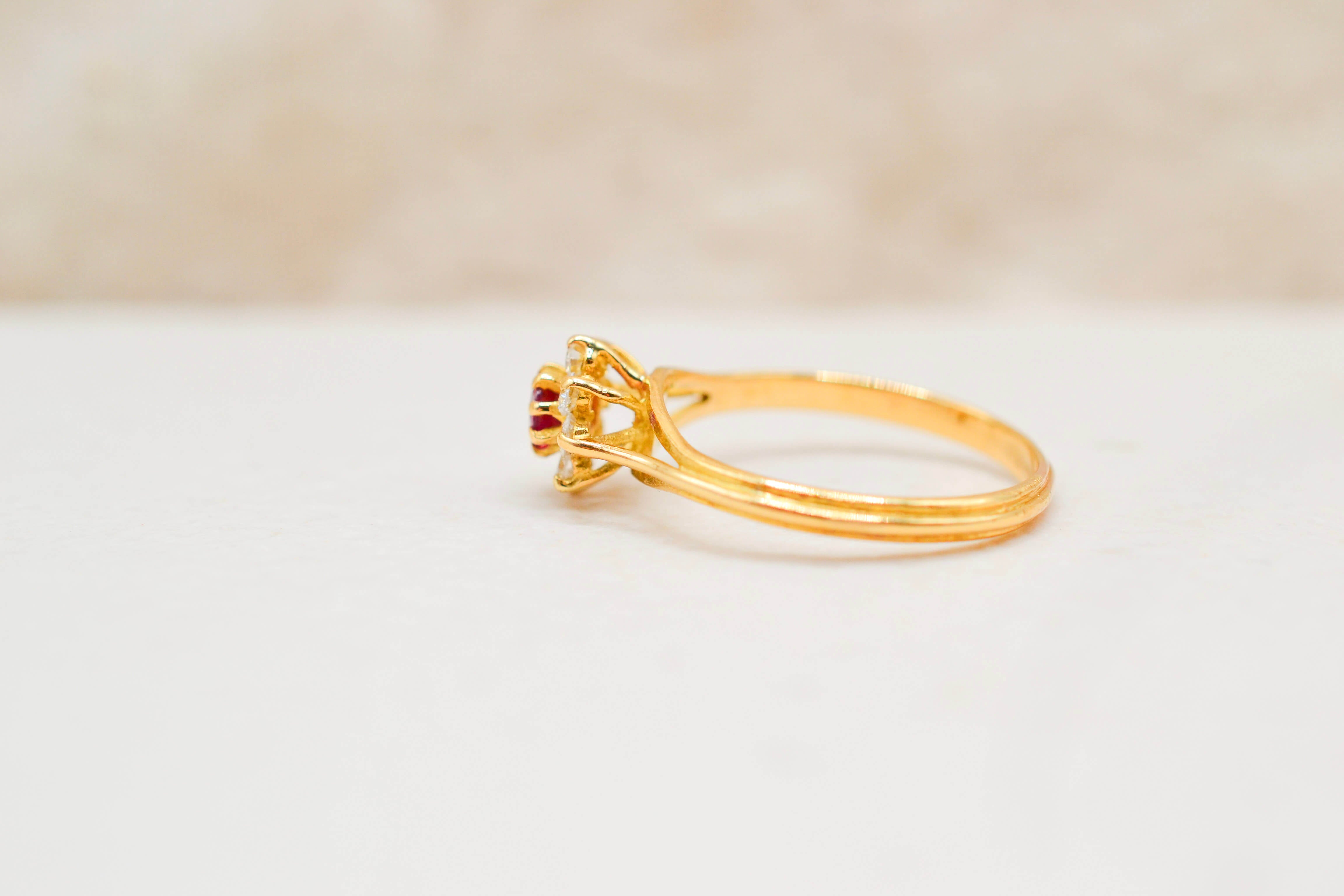 Bague Marguerite rubis