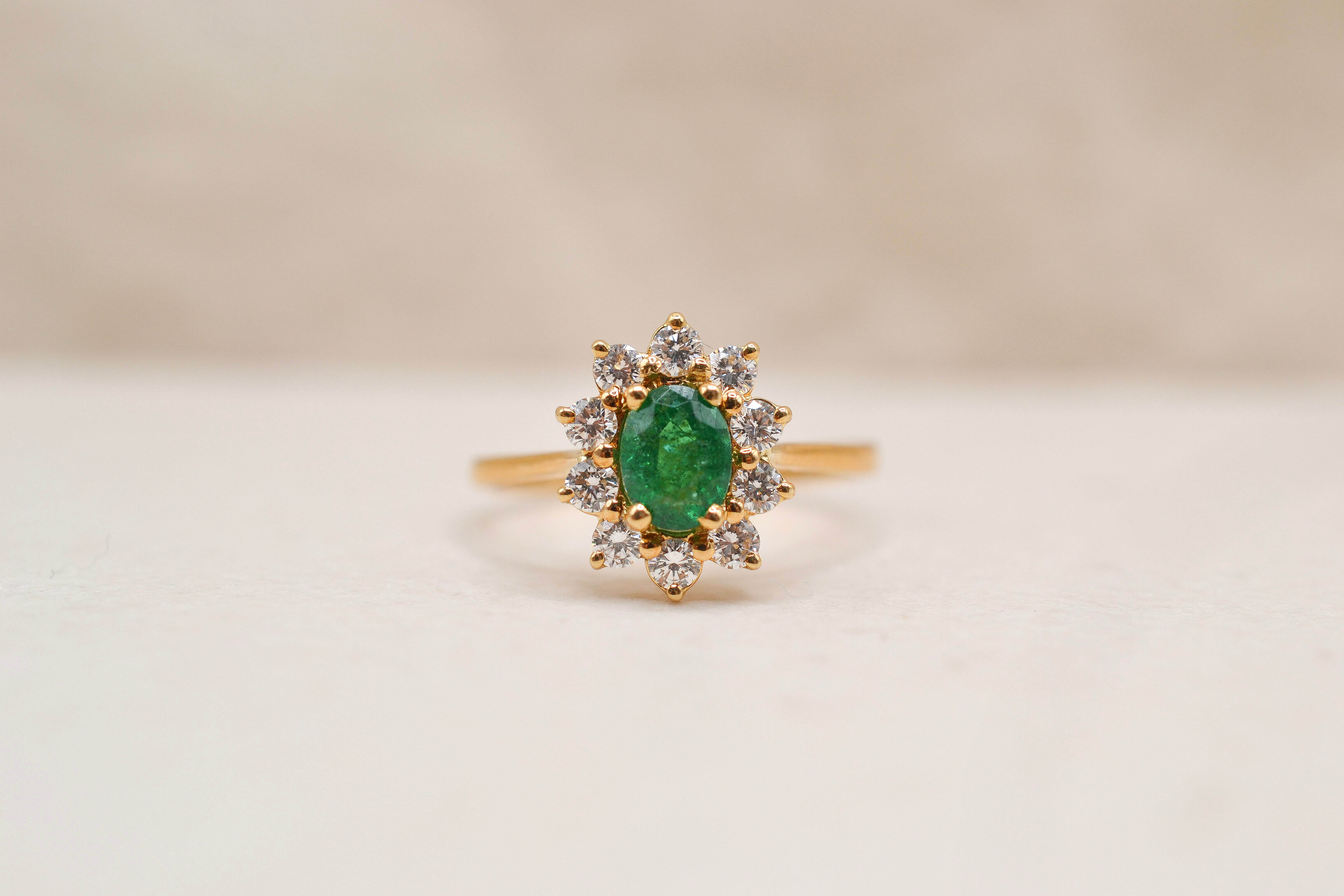Bague Pompadour Emeraude et diamants