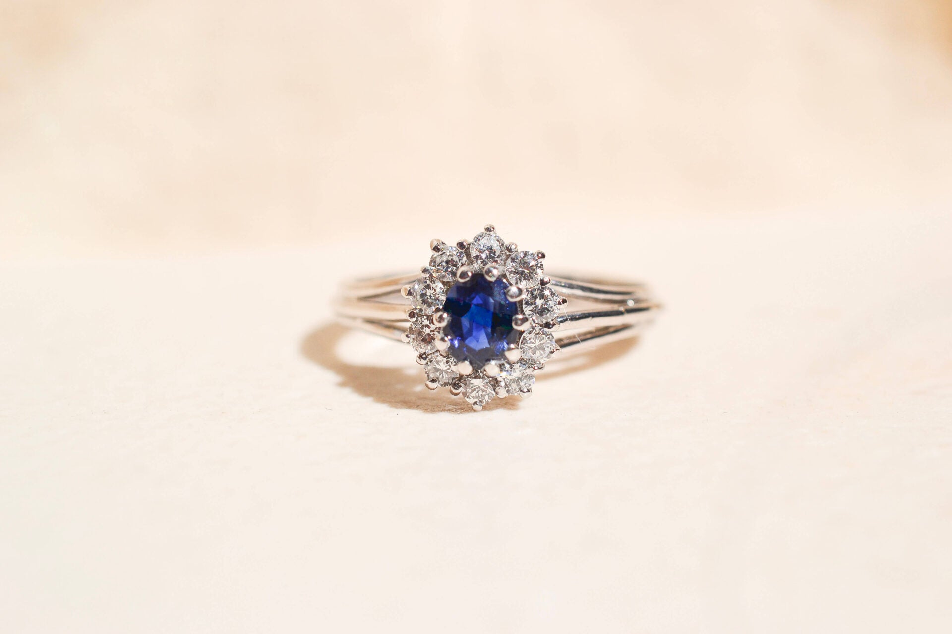 Marguerite Saphir Diamants & Or blanc