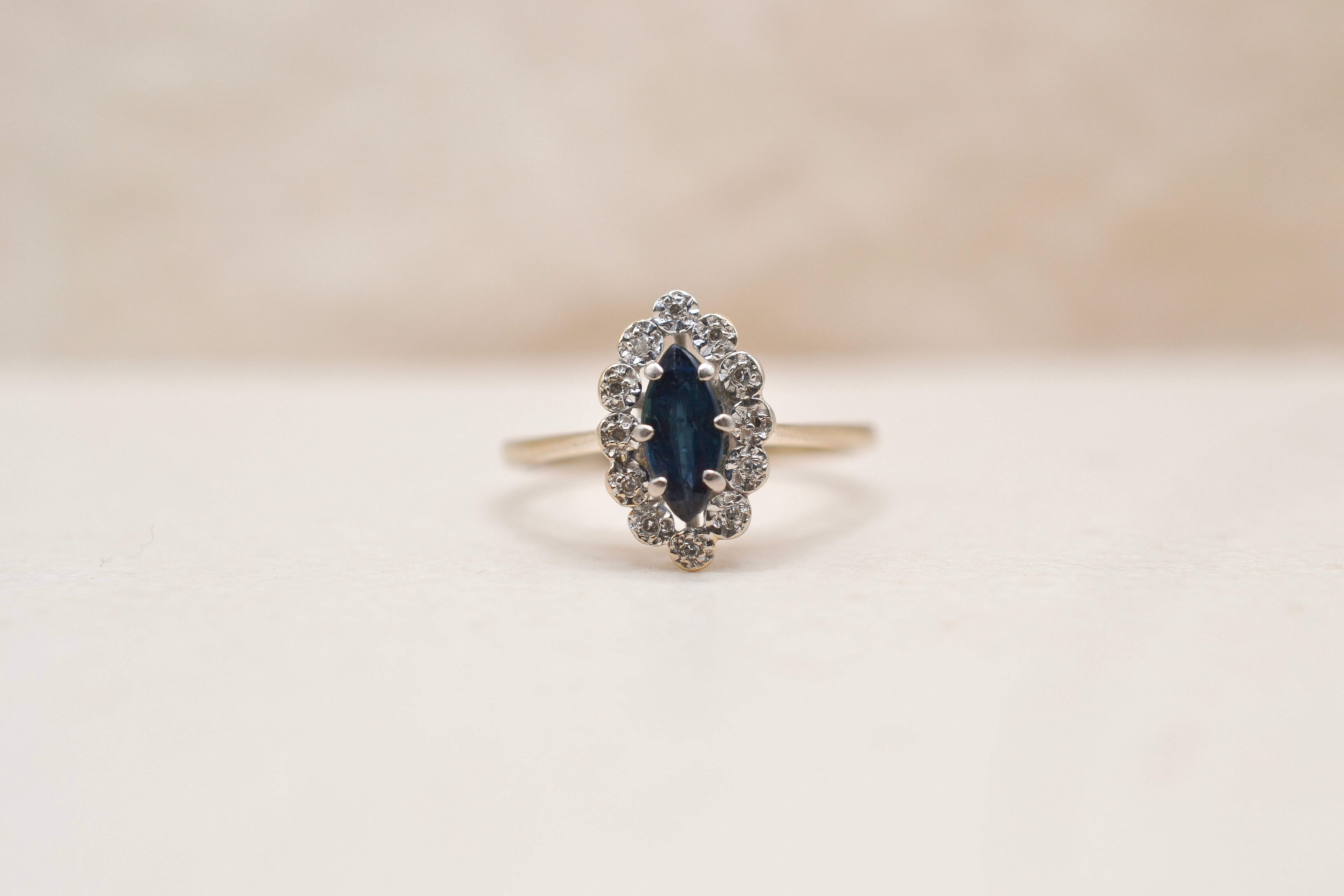 Bague navette Saphir et Diamants