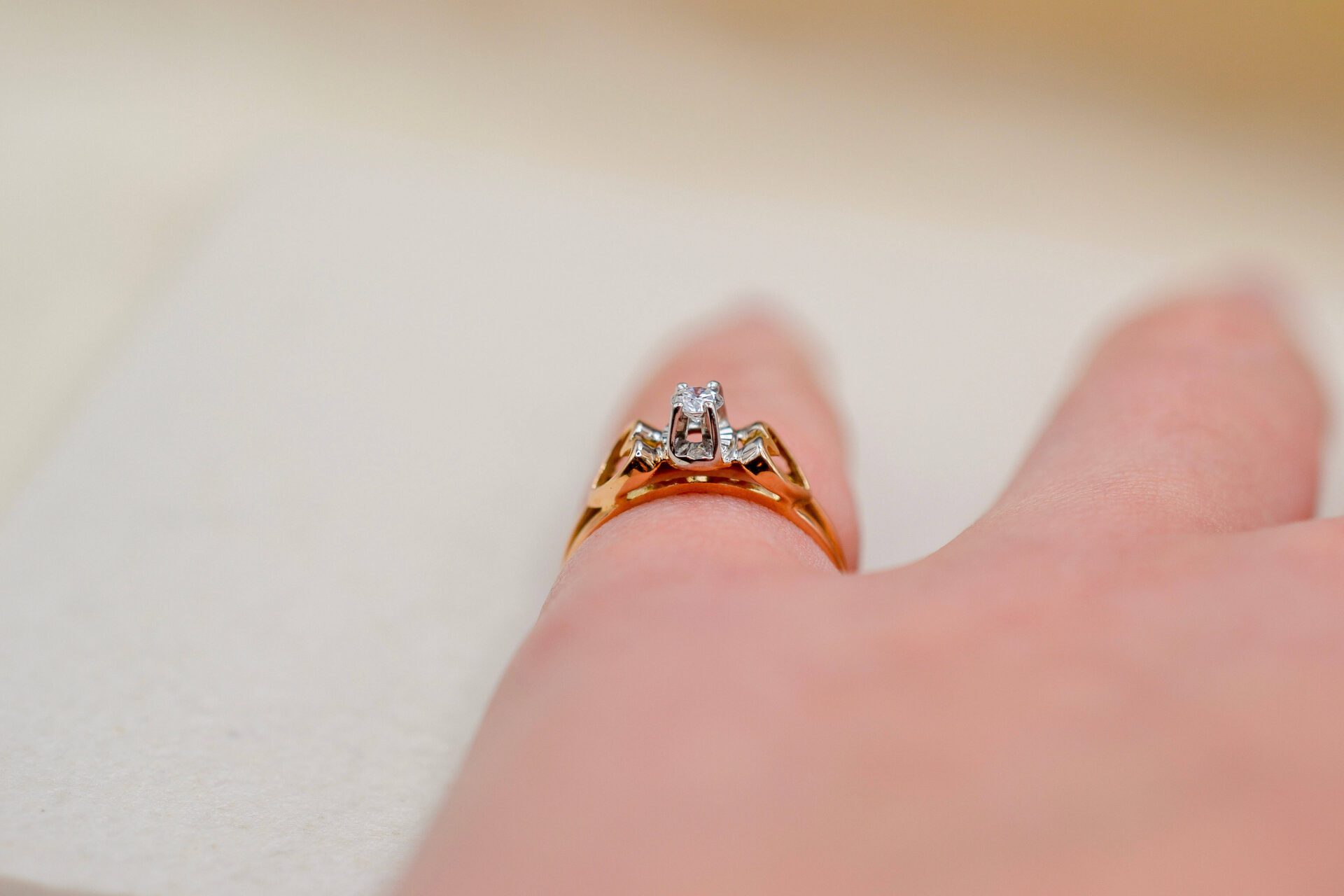 Bague solitaire Diamants et cœurs