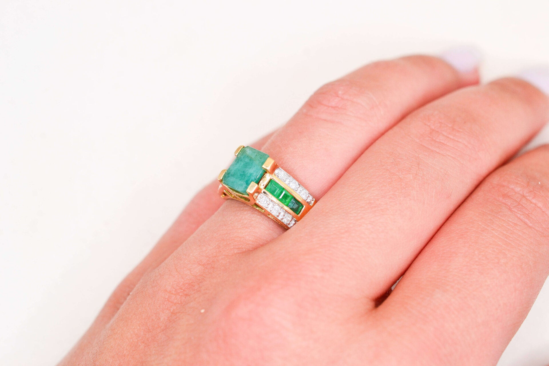 Bague Emeraude Diamants style cocktail