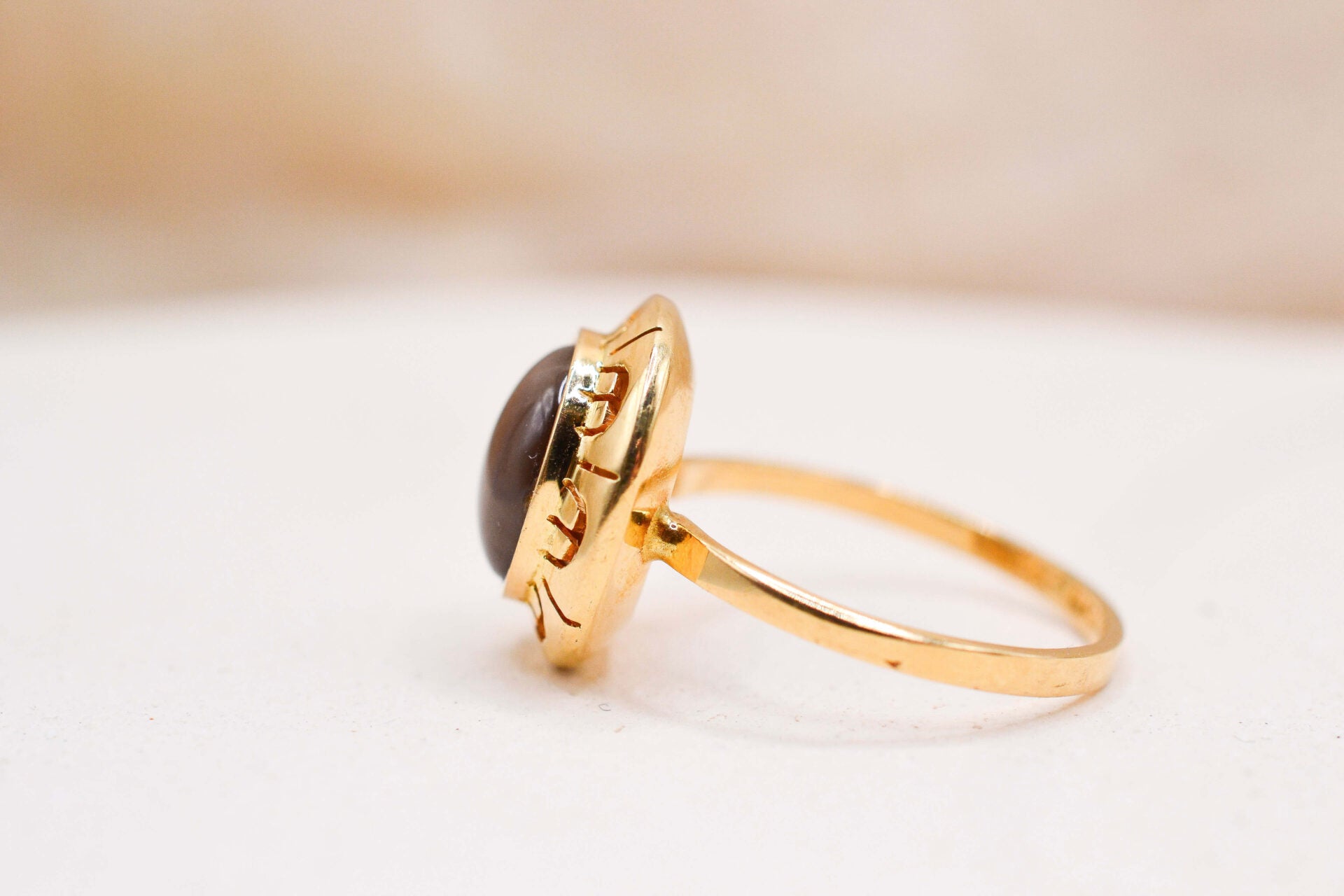 Bague Cabochon Chrysobéryl étoilé