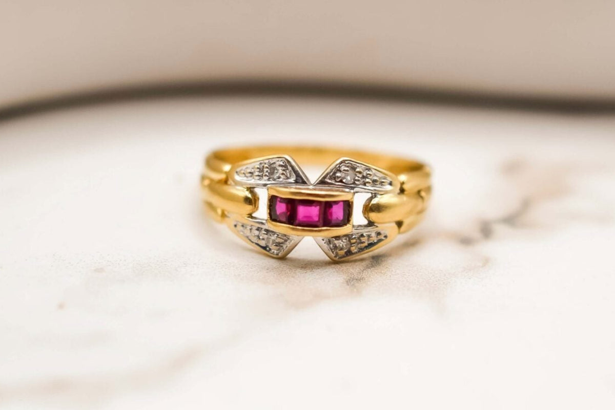 Bague Art Déco Rubis et Diamants