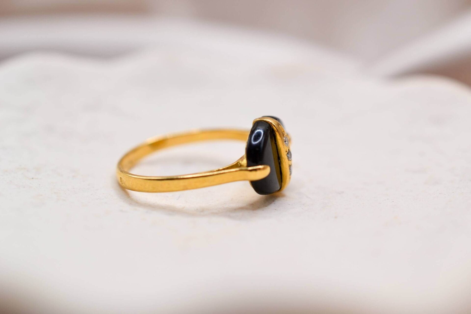 Bague Art Déco Onyx Diamants