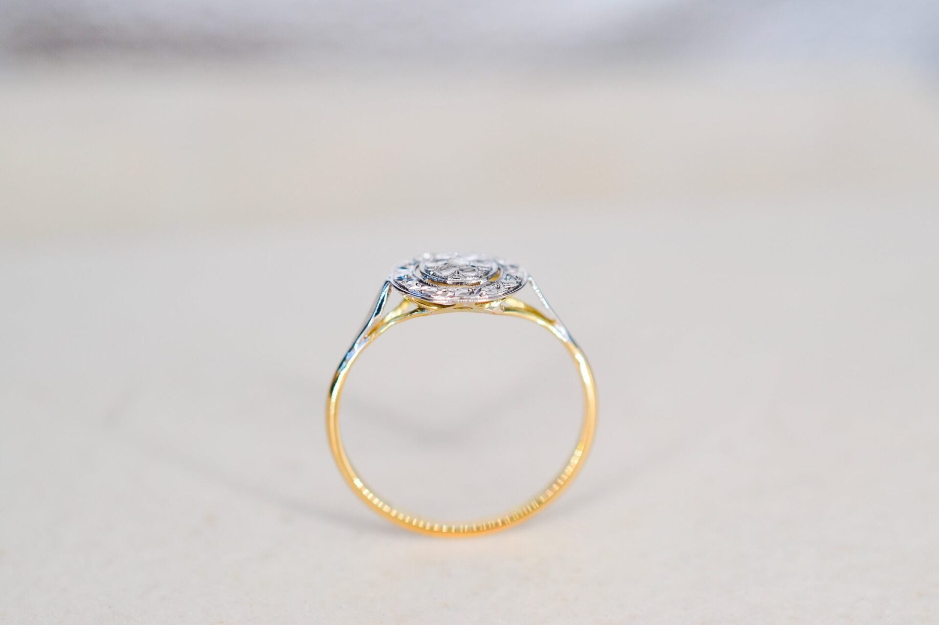 Bague Art Déco circulaire 2 Ors