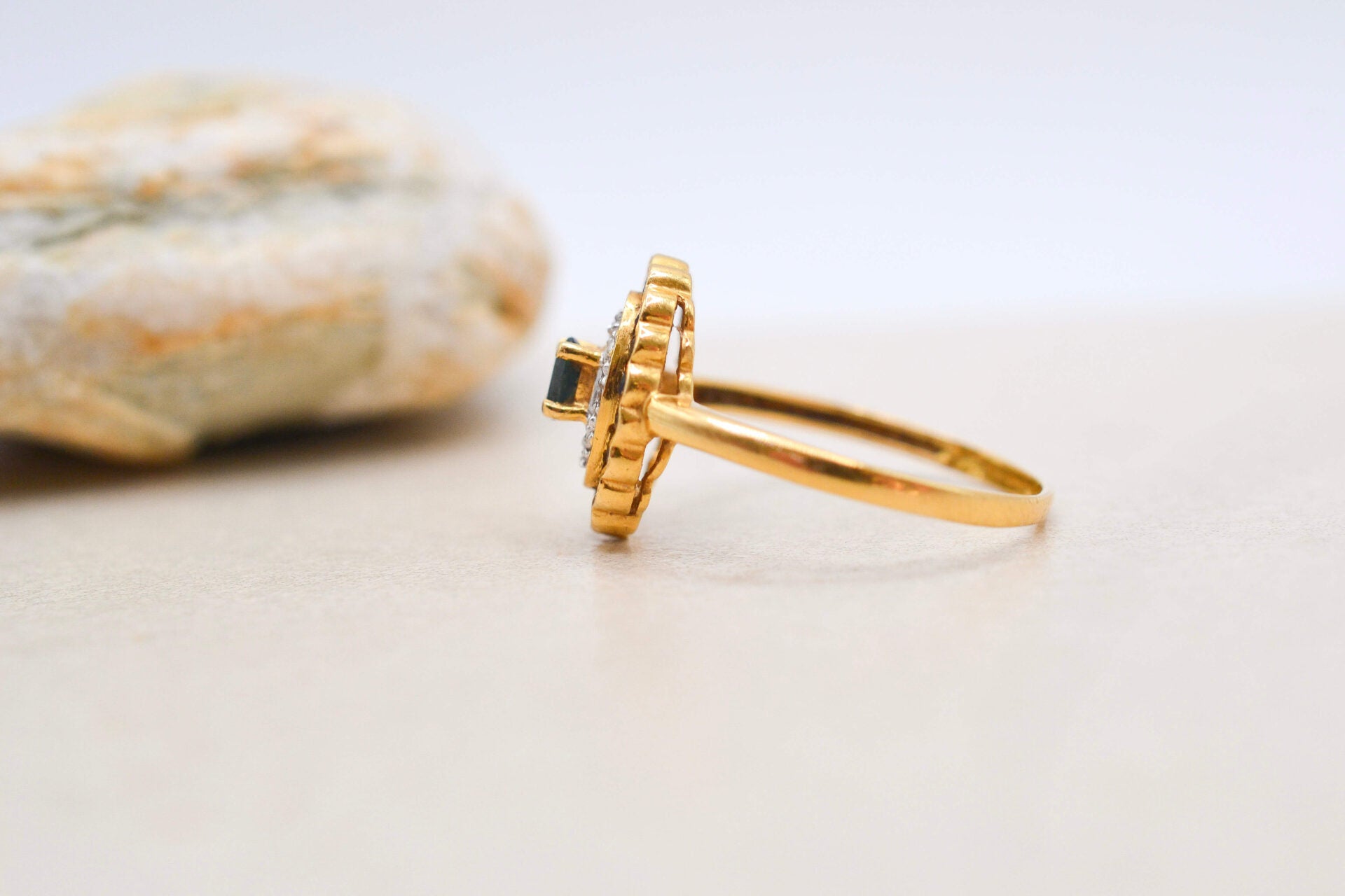 Bague ovale Saphir Diamants