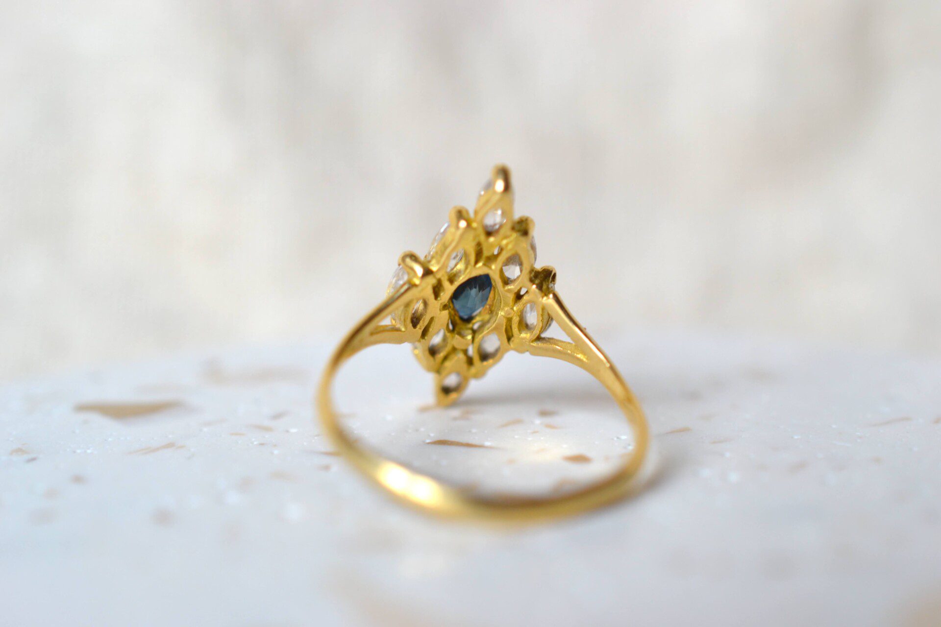 Bague Navette Saphir