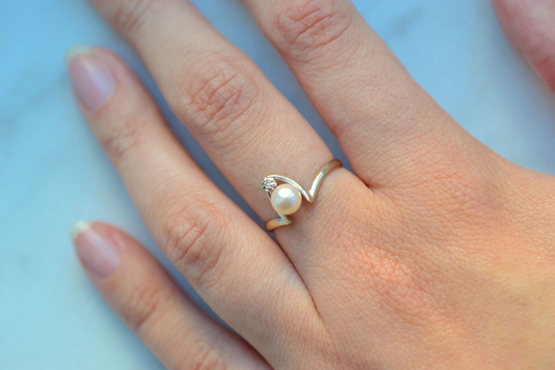 Bague V Perle et Diamant
