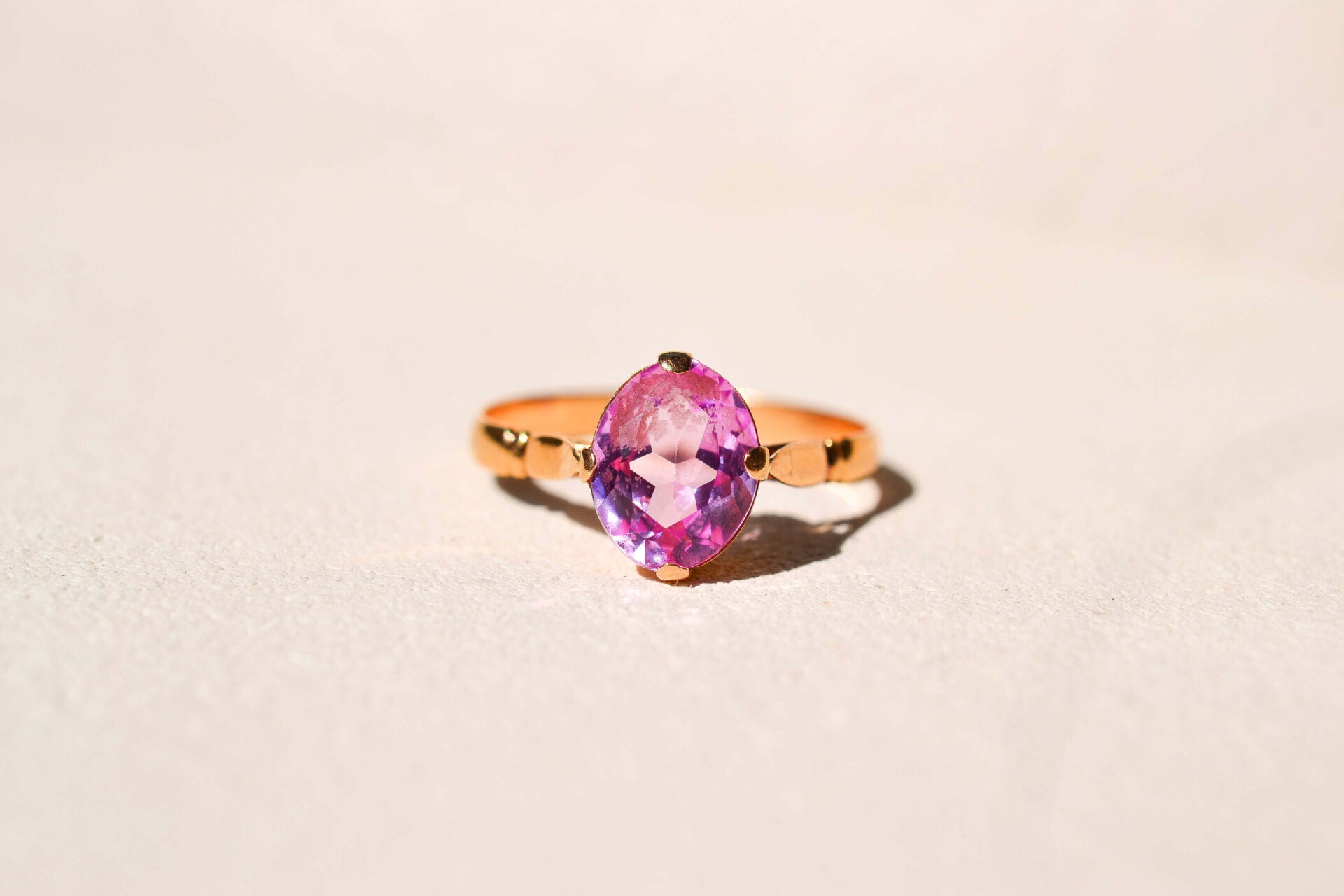 Bague solitaire Saphir rose