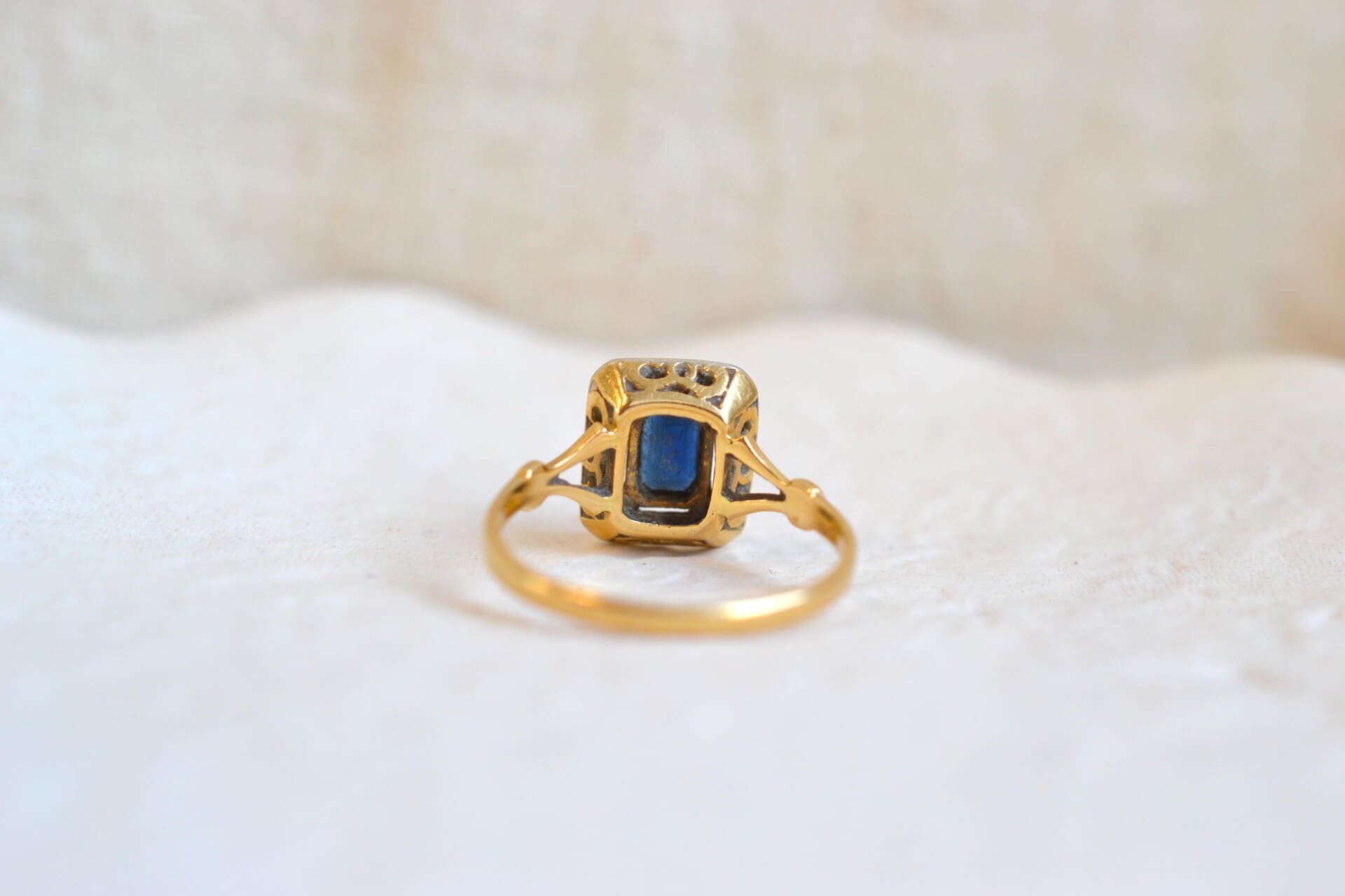 Bague rectangulaire Saphir et Diamants