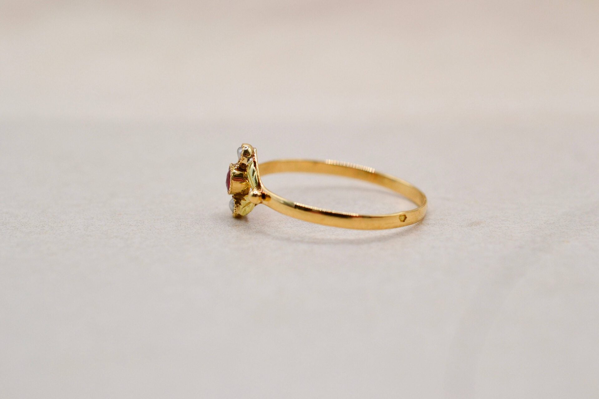 Bague Art Nouveau Rubis Perles