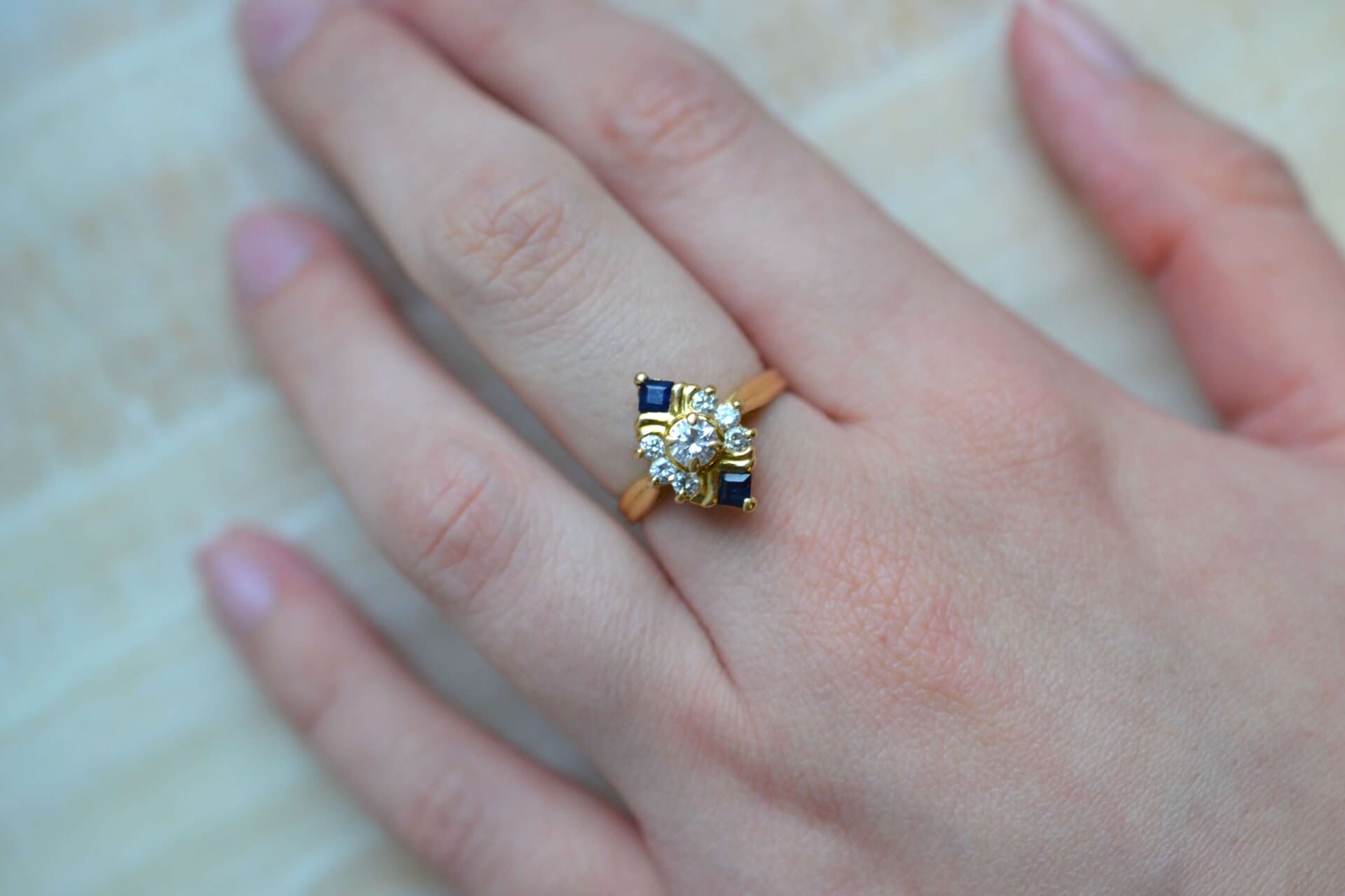 Bague Marquise Saphirs et Diamants