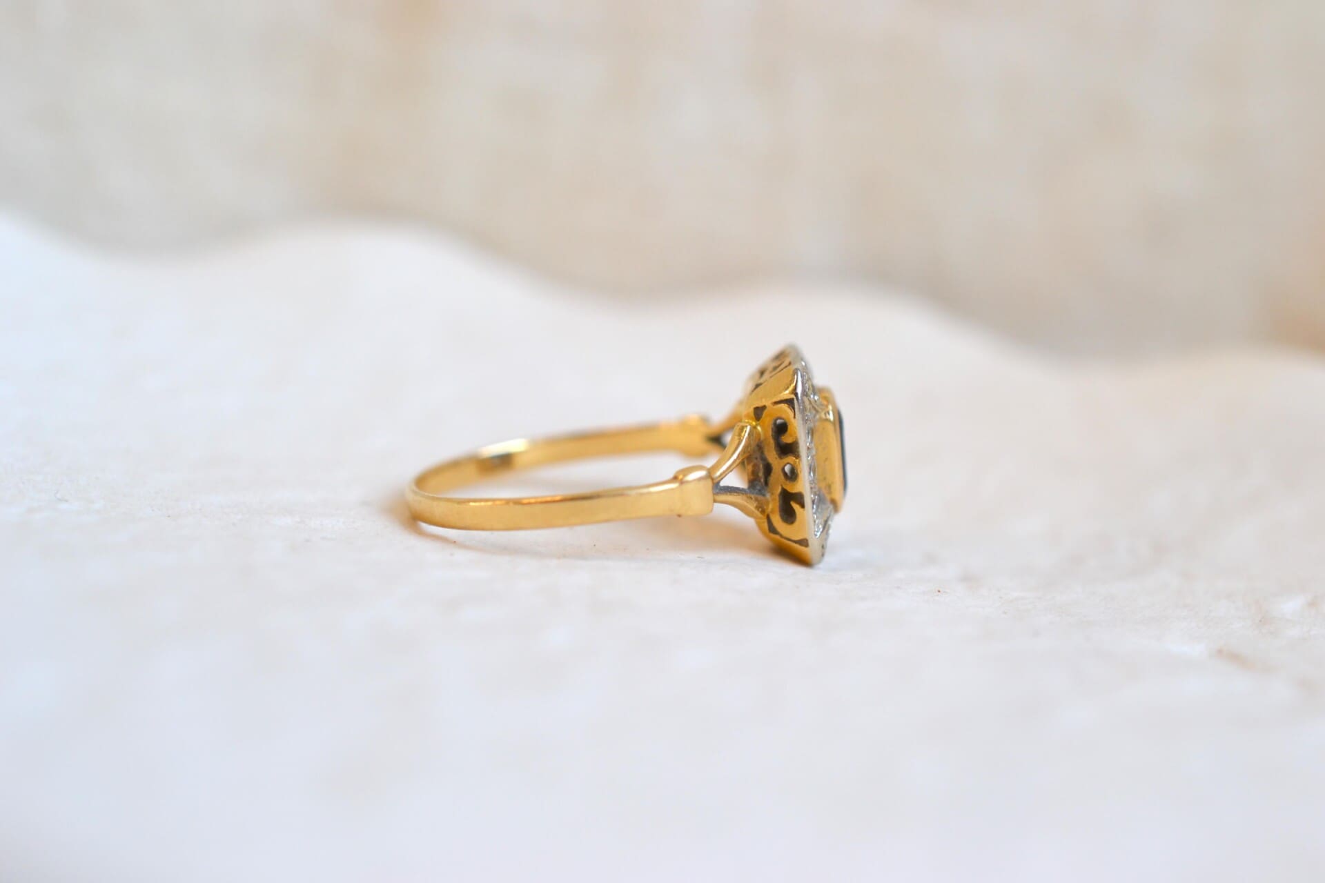 Bague rectangulaire Saphir et Diamants