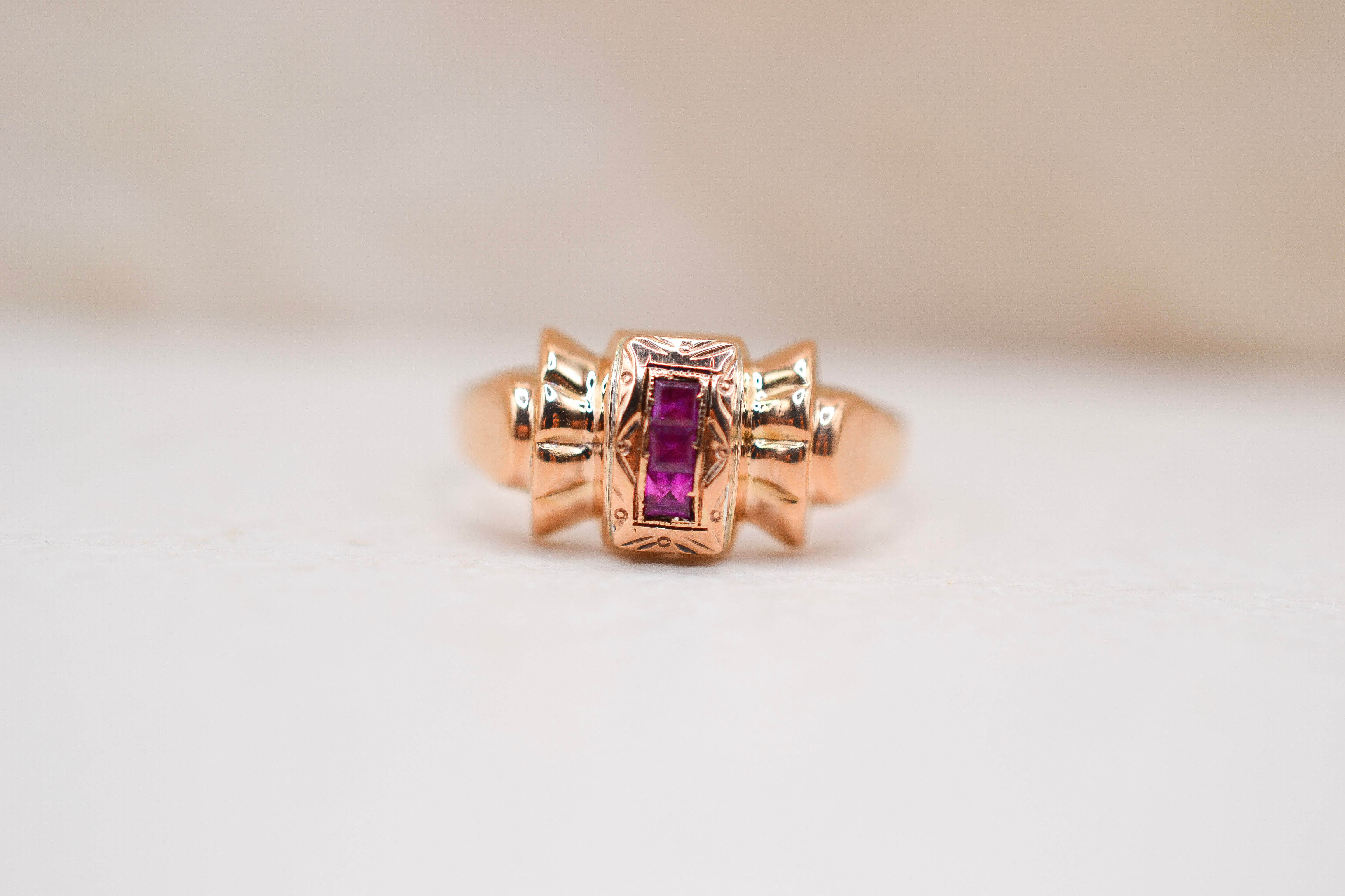 Bague Tank Rubis calibrés Or rose