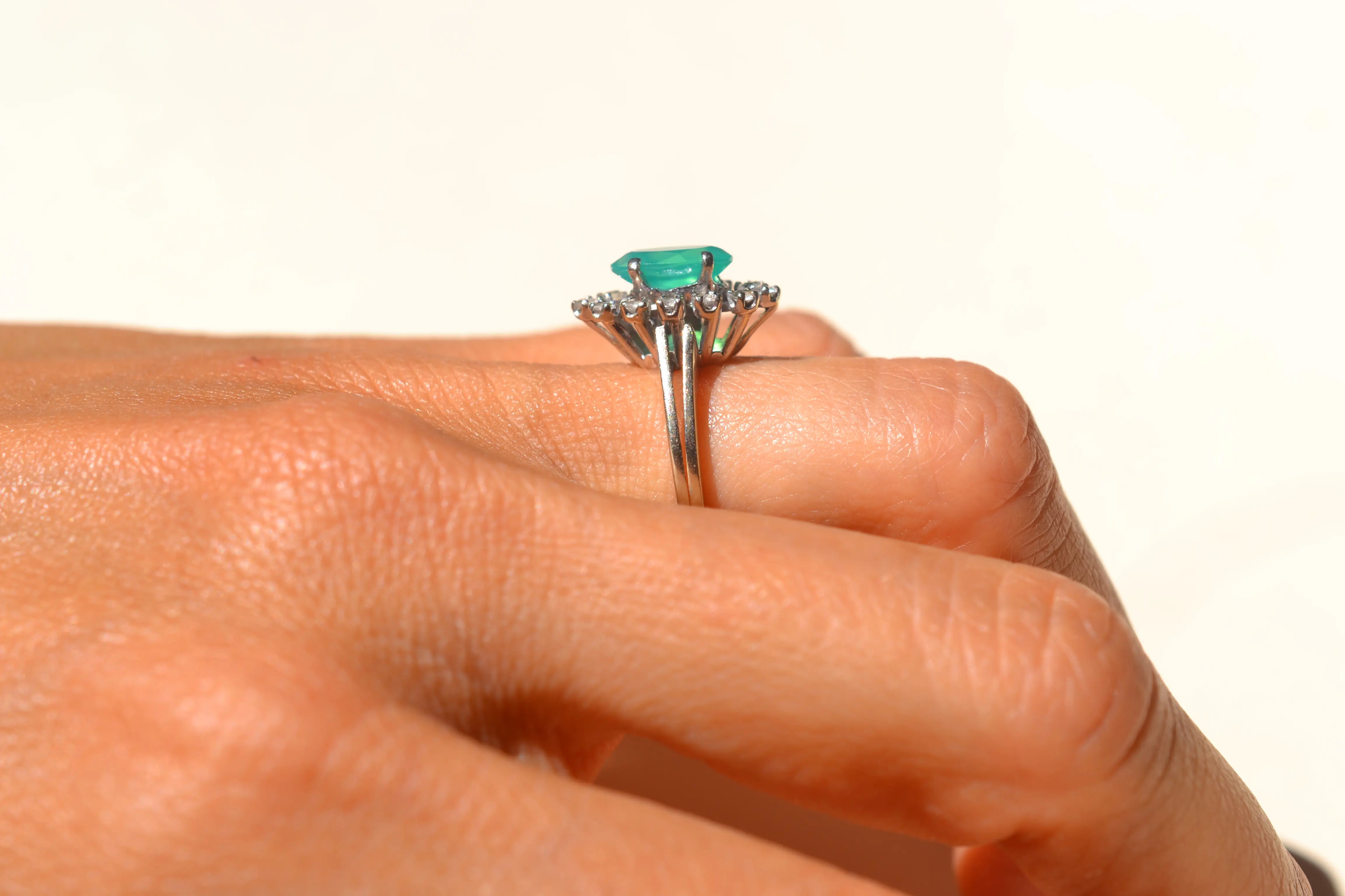 Bague Navette Or Blanc Chrysoprase
