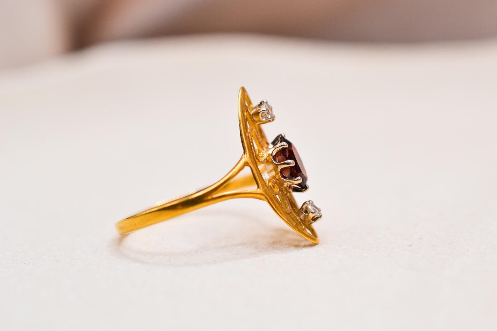 Bague Art Nouveau Grenat Diamant