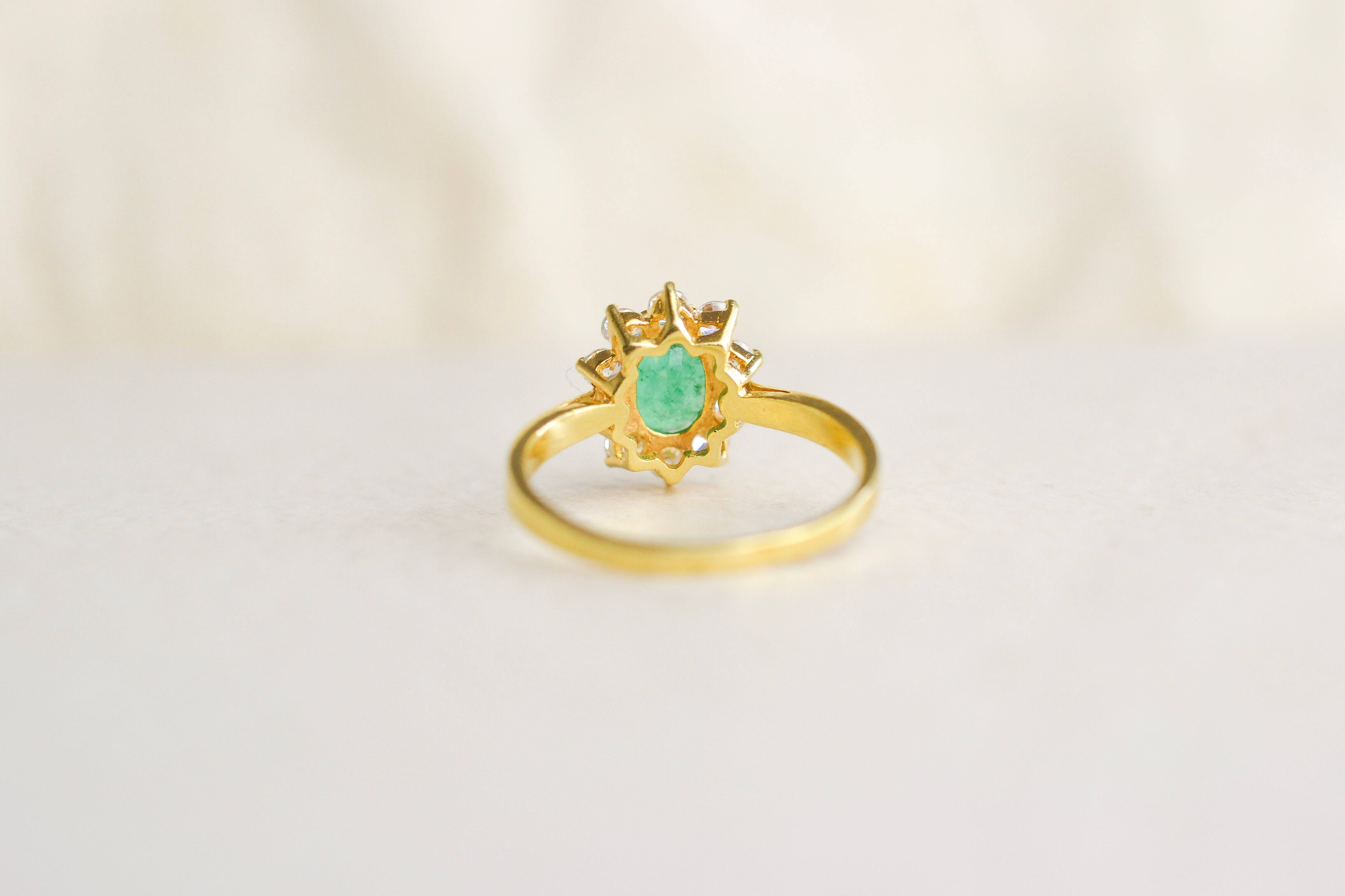 Bague marguerite Emeraude & Oxydes