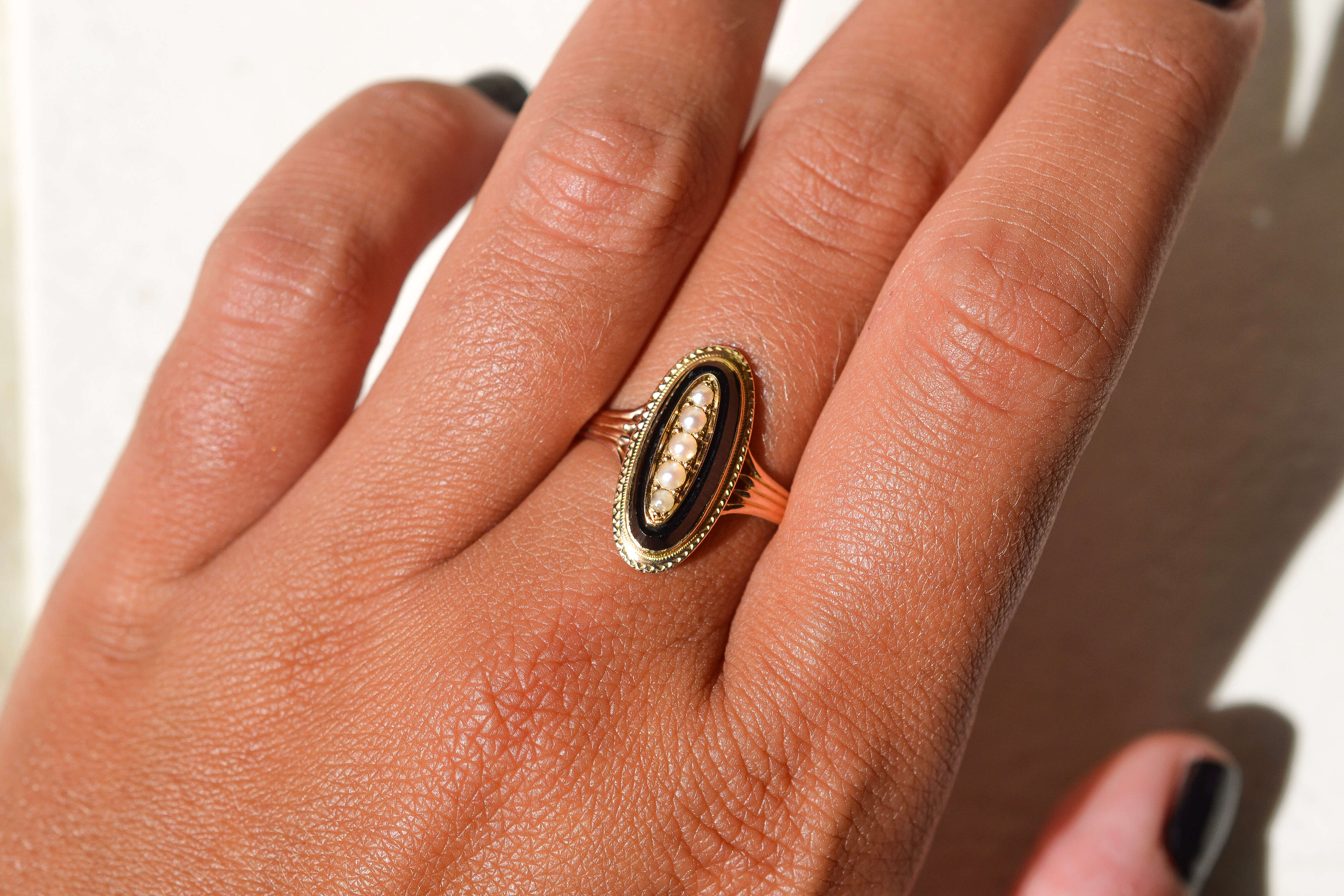 Bague Navette Onyx et Perles