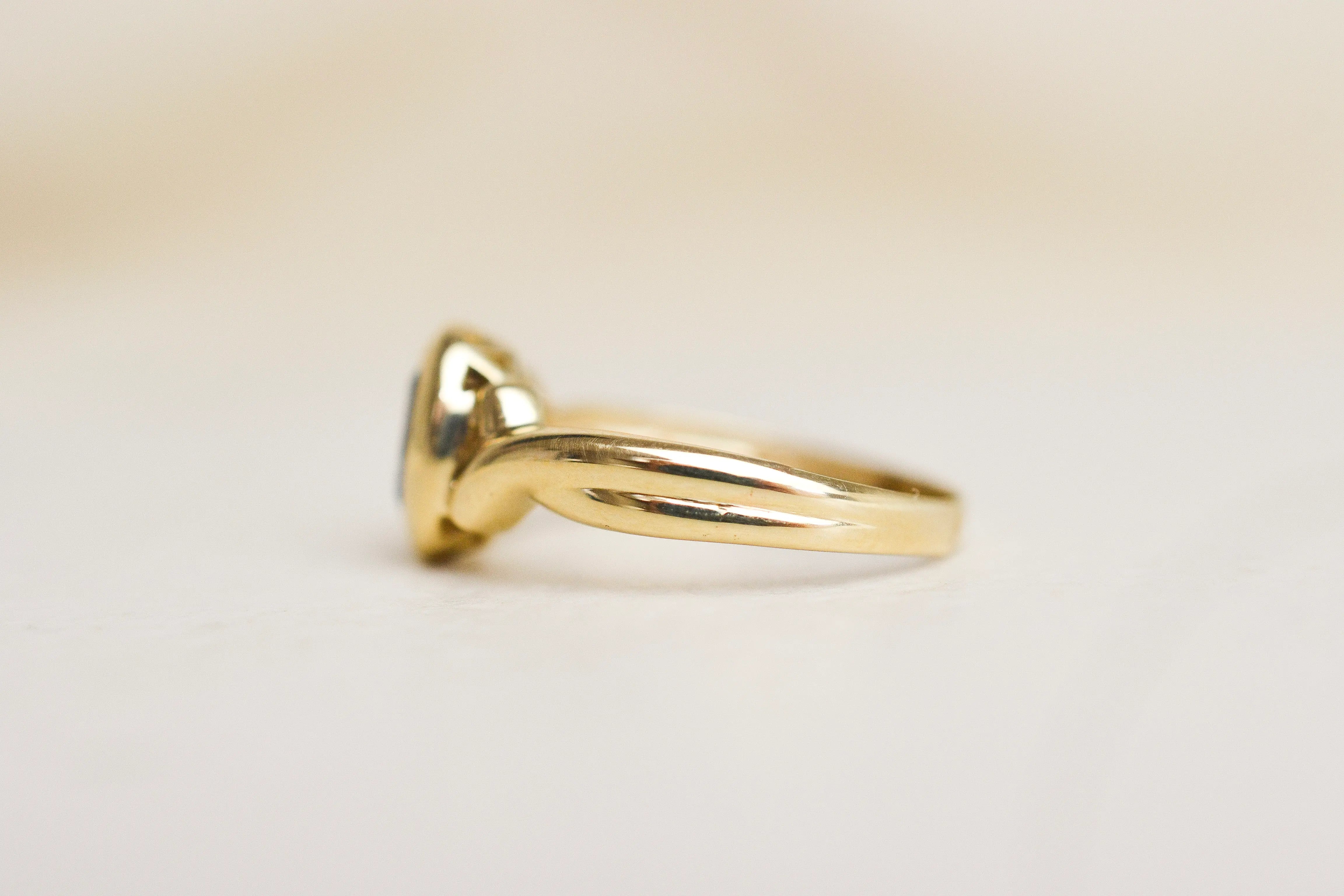 Bague Spinelle synthétique verneuil
