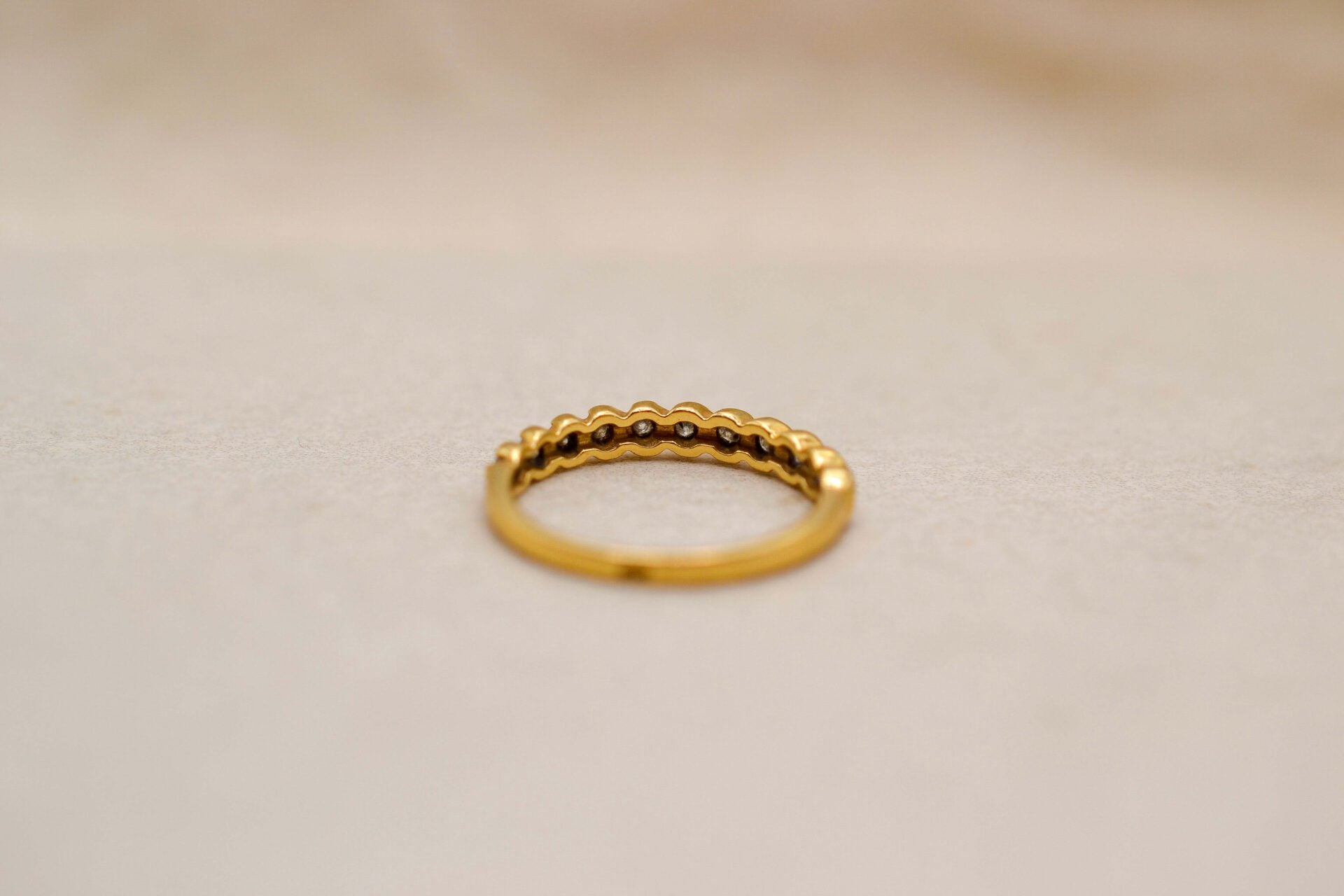 Bague anneau Or jaune et Diamant