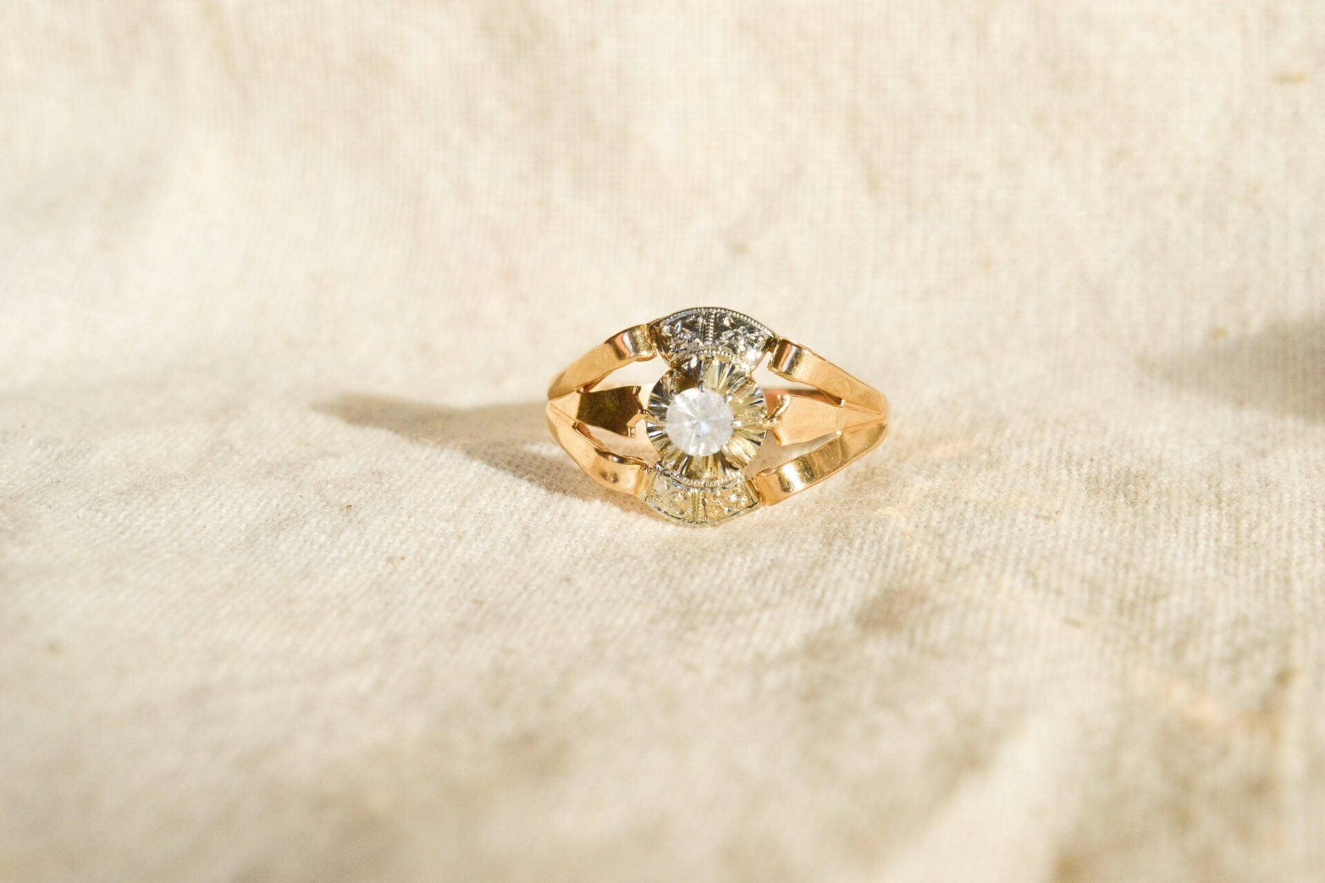 Bague style Art Déco Or et Oxyde
