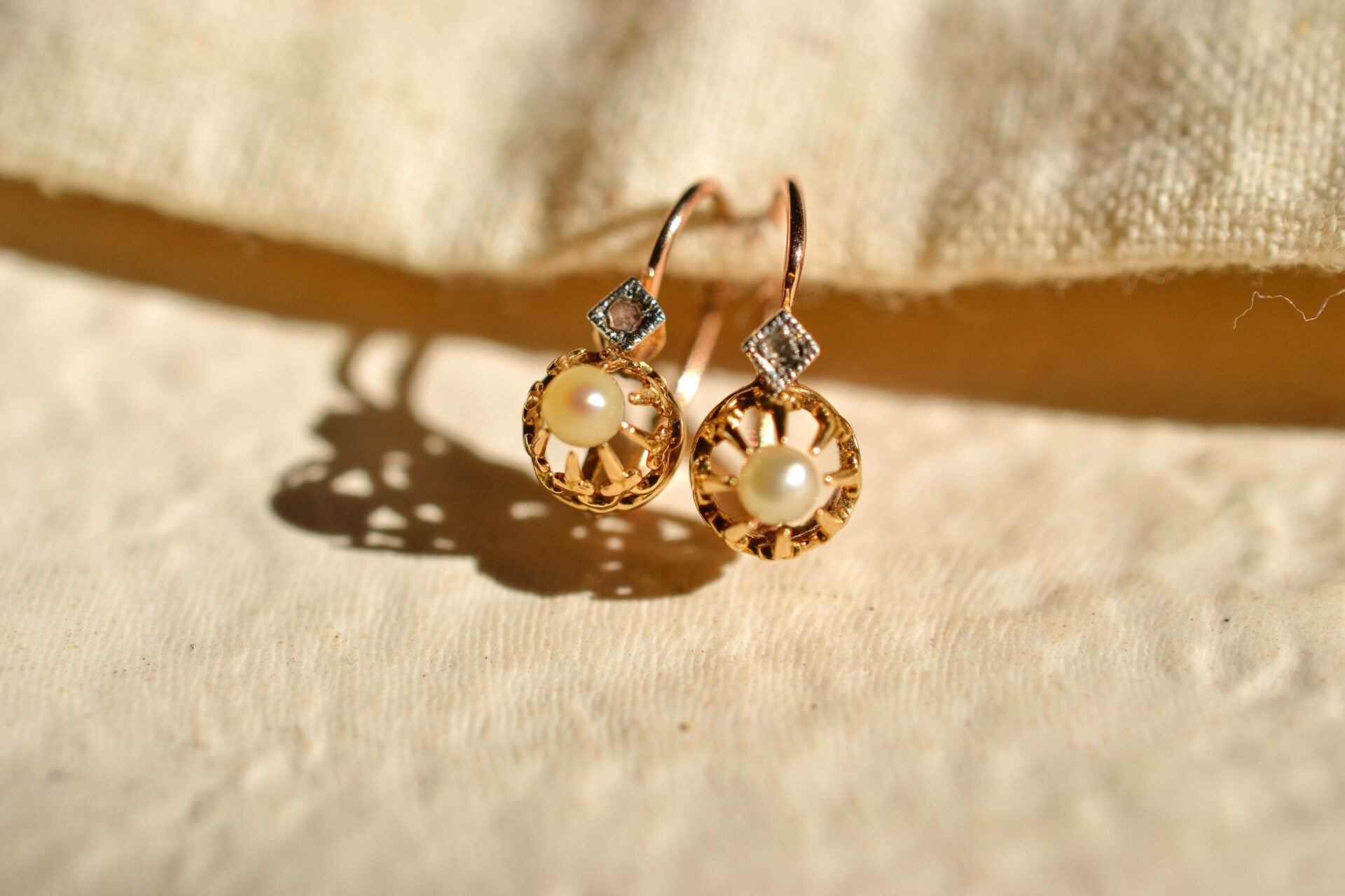Paire de dormeuses Perle et Diamant