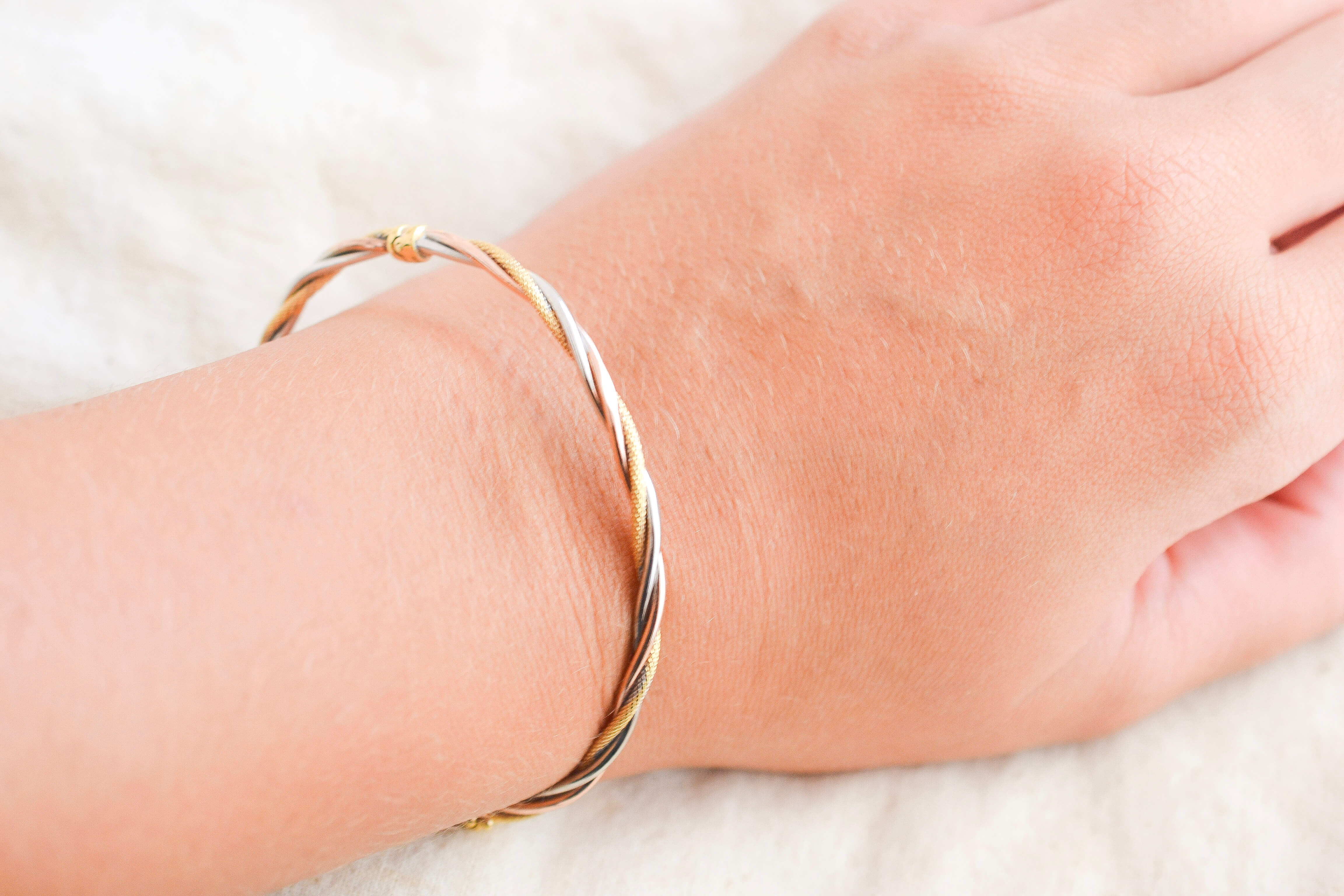 Bracelet jonc torsadé 3 ors 9K