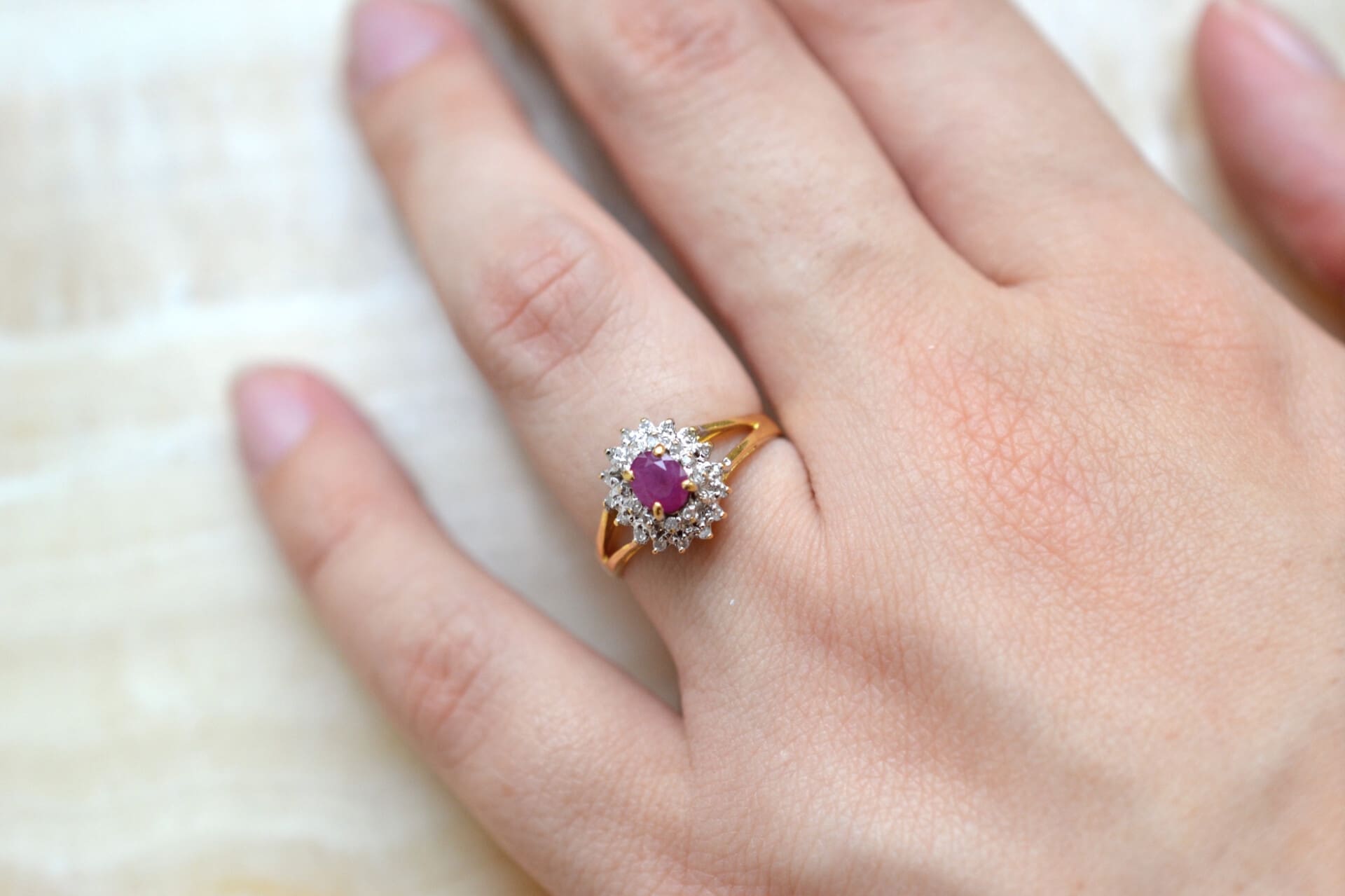 Bague Marguerite Rubis et Diamants