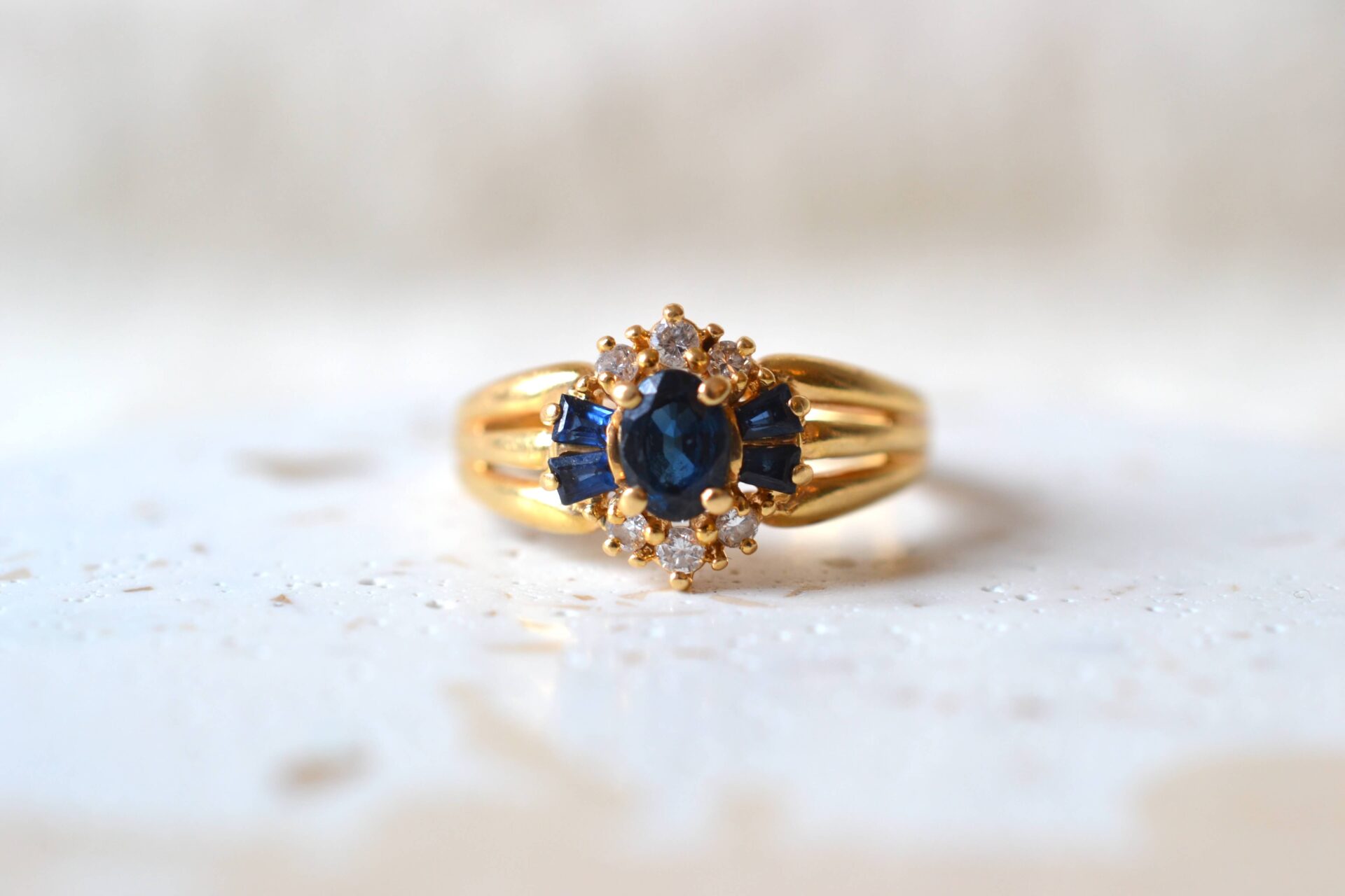 Marguerite Diamants et Saphirs