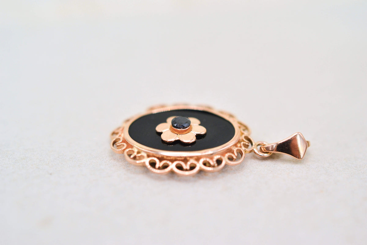 Pendentif floral Onyx Or rose