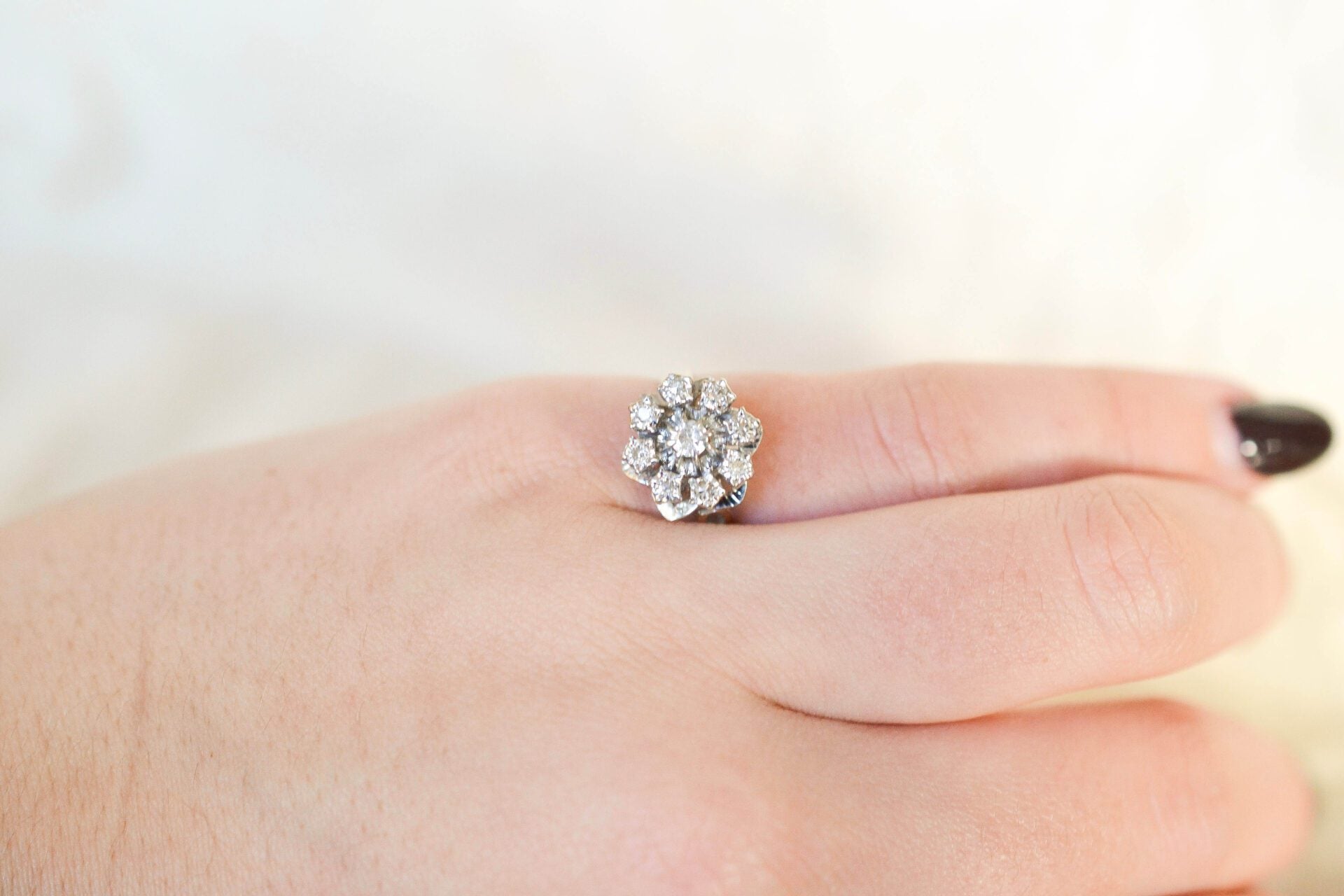Bague fleur Or blanc et Diamants
