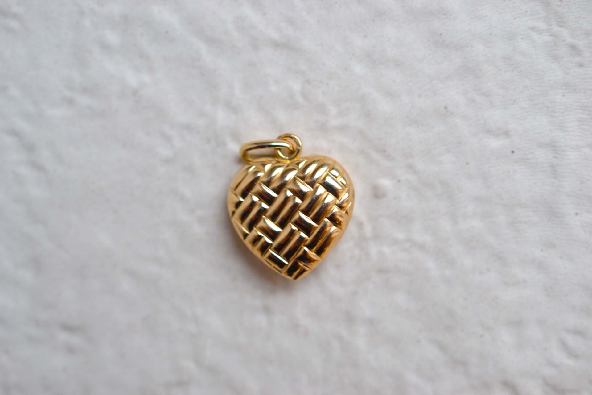 Pendentif coeur décor matelassé
