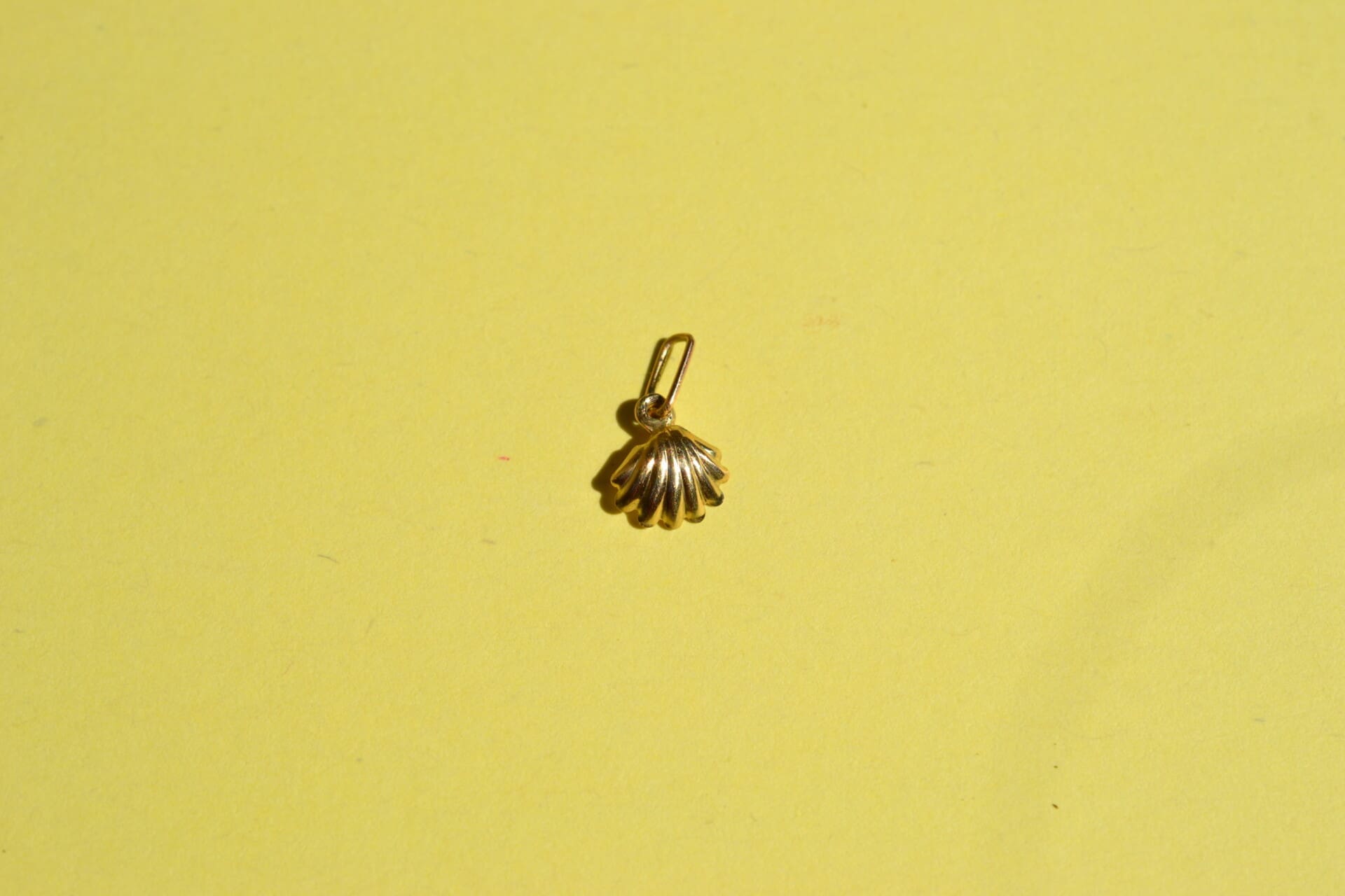 Pendentif coquillage Or