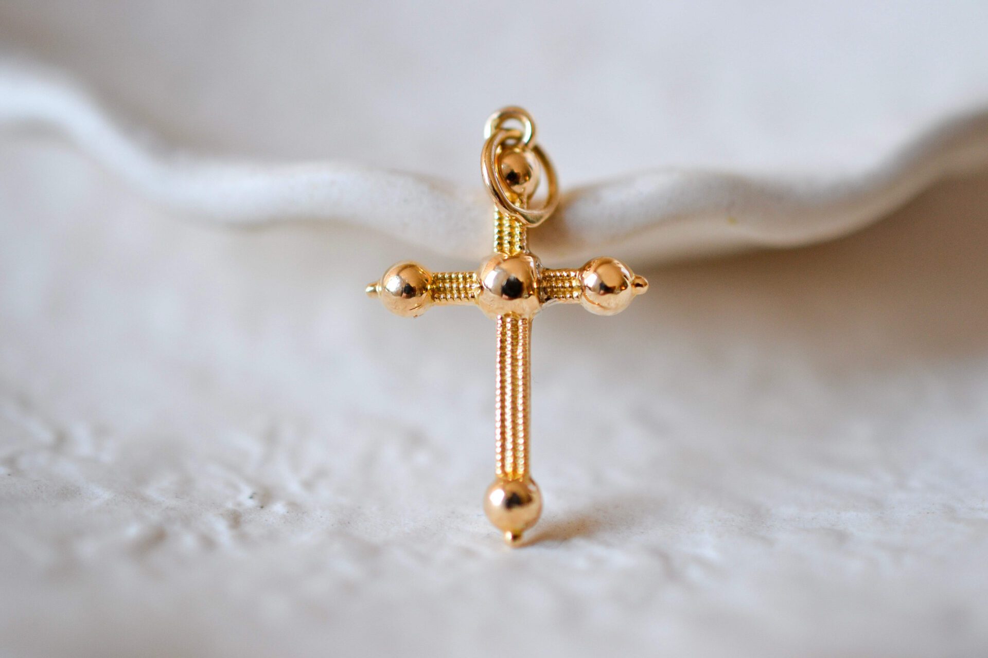 Pendentif Croix Or jaune