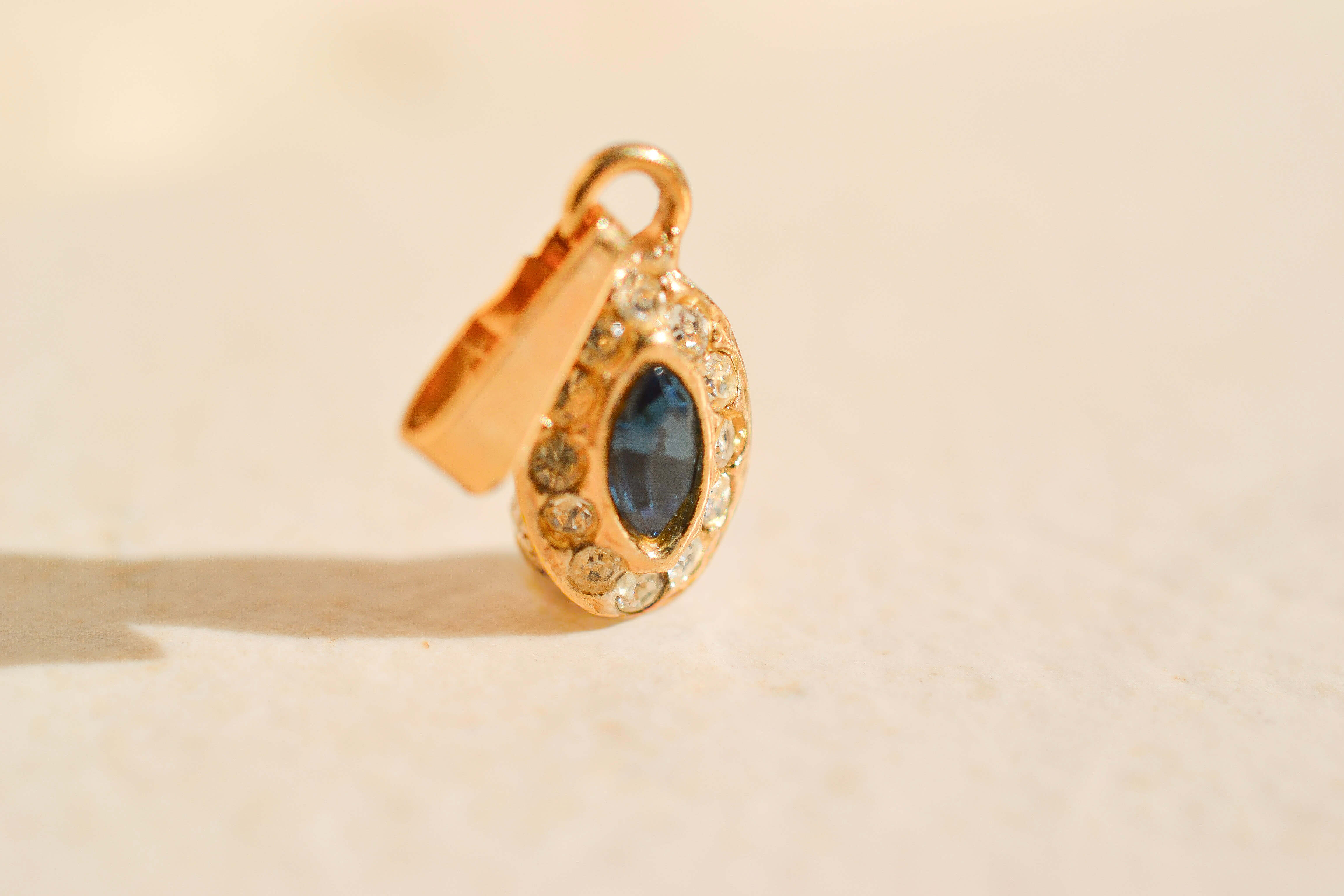 Pendentif navette Saphir Oxydes