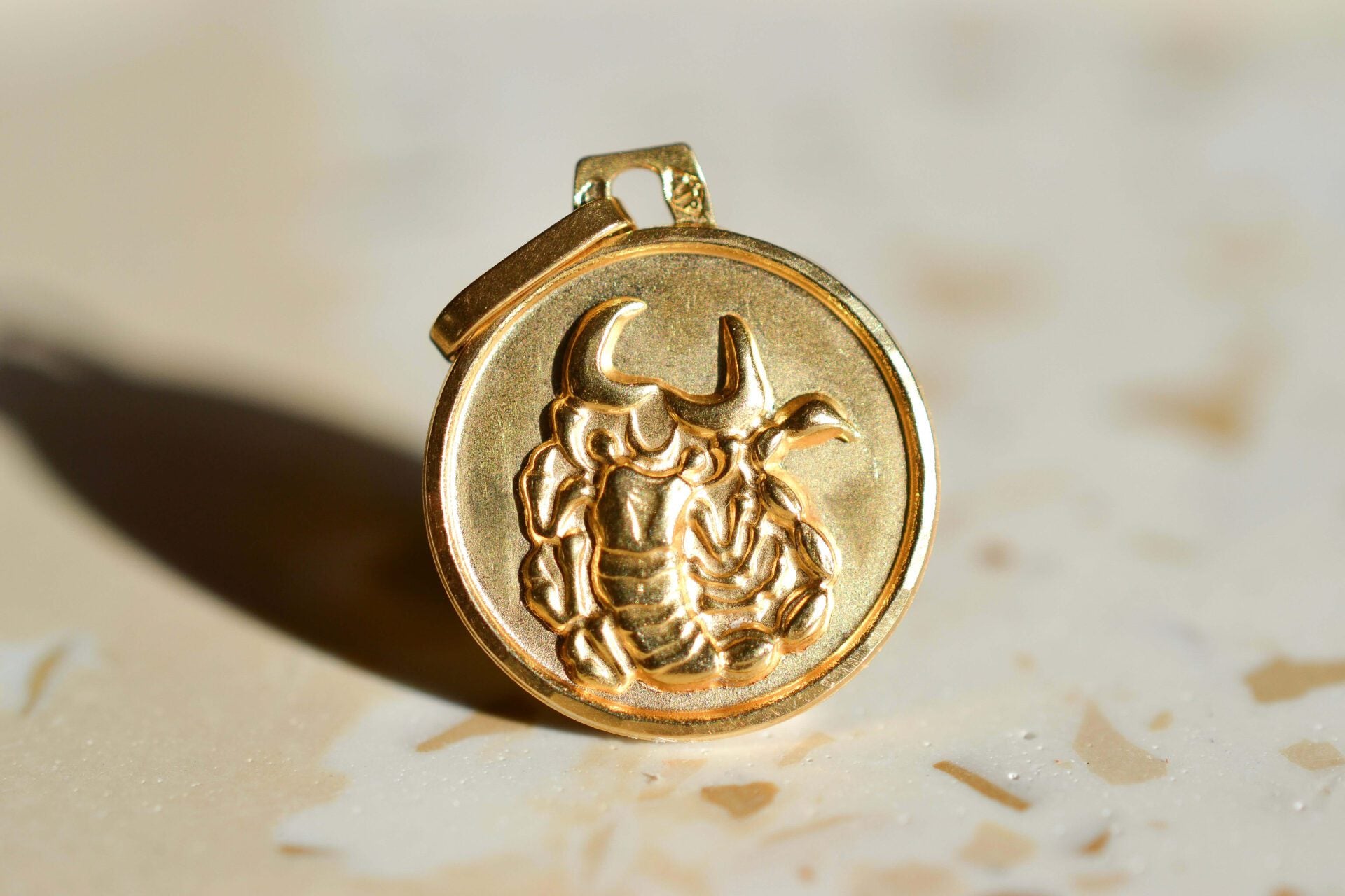 Pendentif scorpion Or jaune