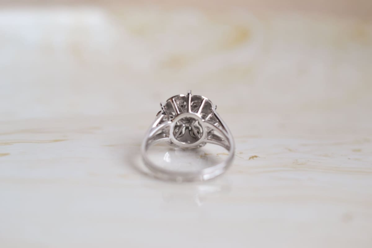 Bague Marguerite Diamants décor ciselé - bague de fiançailles