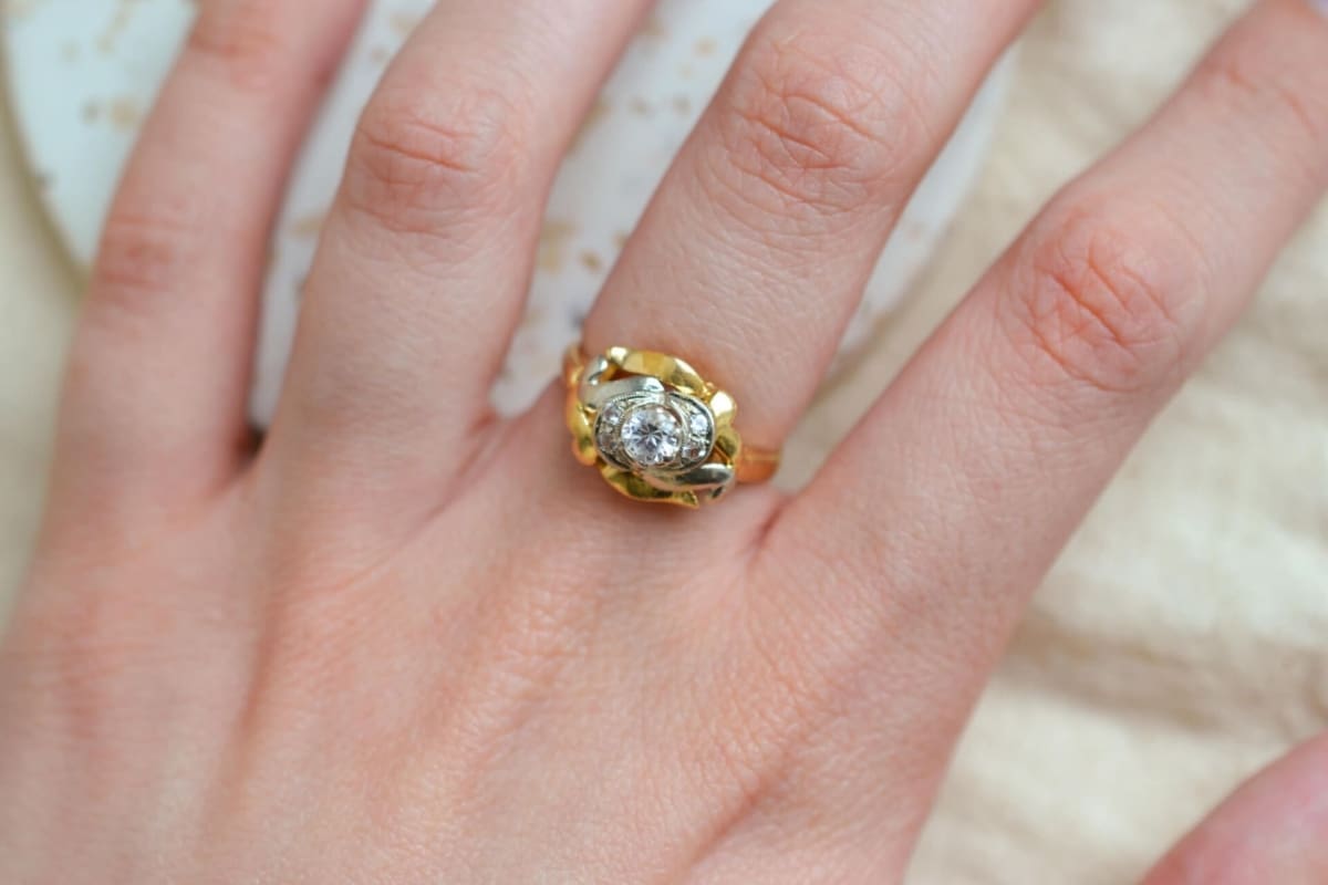 Bague Art Décor 2 Ors pierres blanches - bague de fiançailles