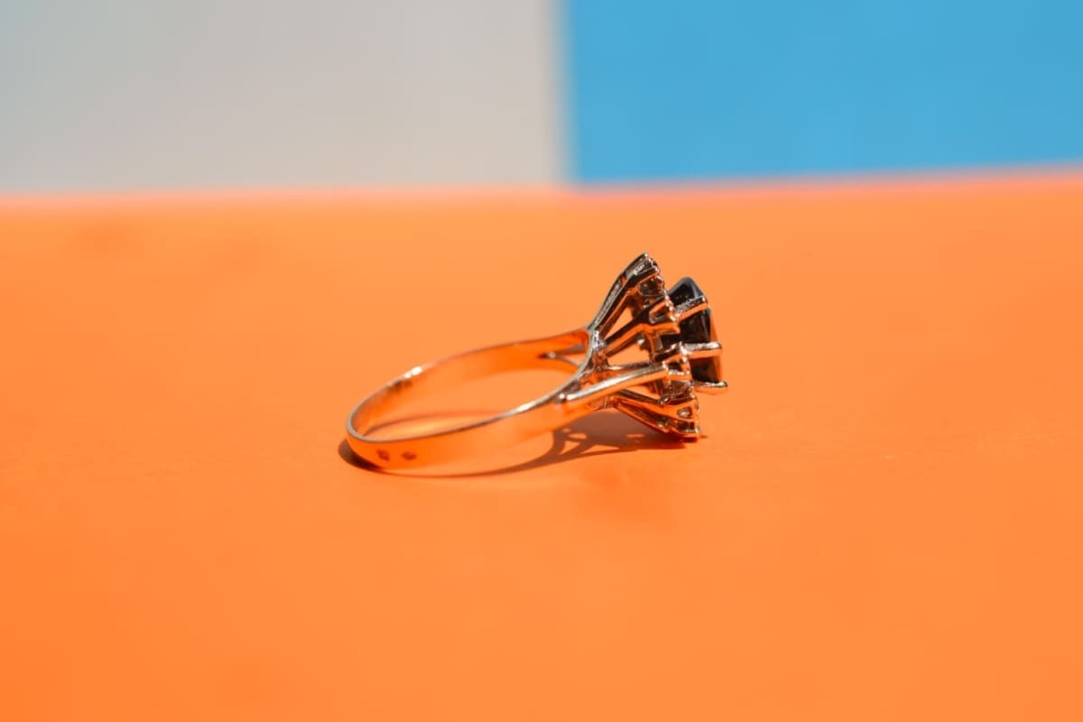 Marguerite Saphir serti Diamants - bague Marguerite