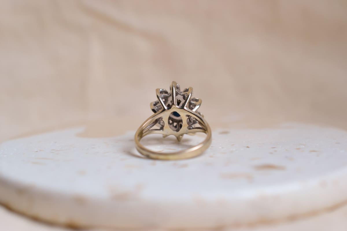 Bague Marguerite Or blanc Saphir et Diamants