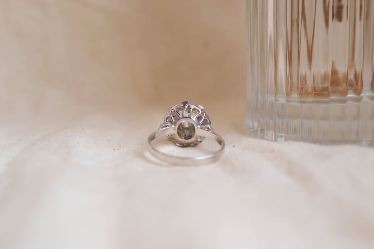 Bague Marguerite flocon Or blanc 18 carats Oxyde